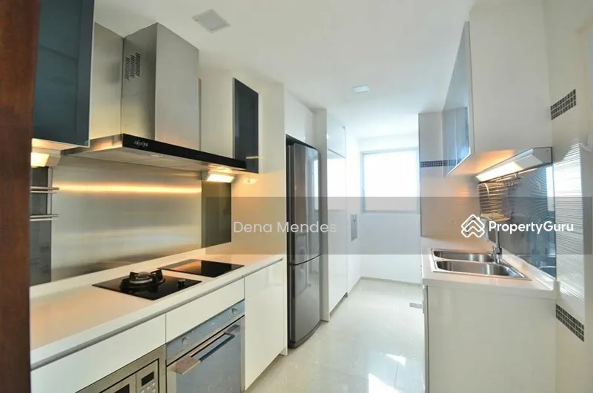 Condominium in Singapore, 73 West Coast Crescent 11626127