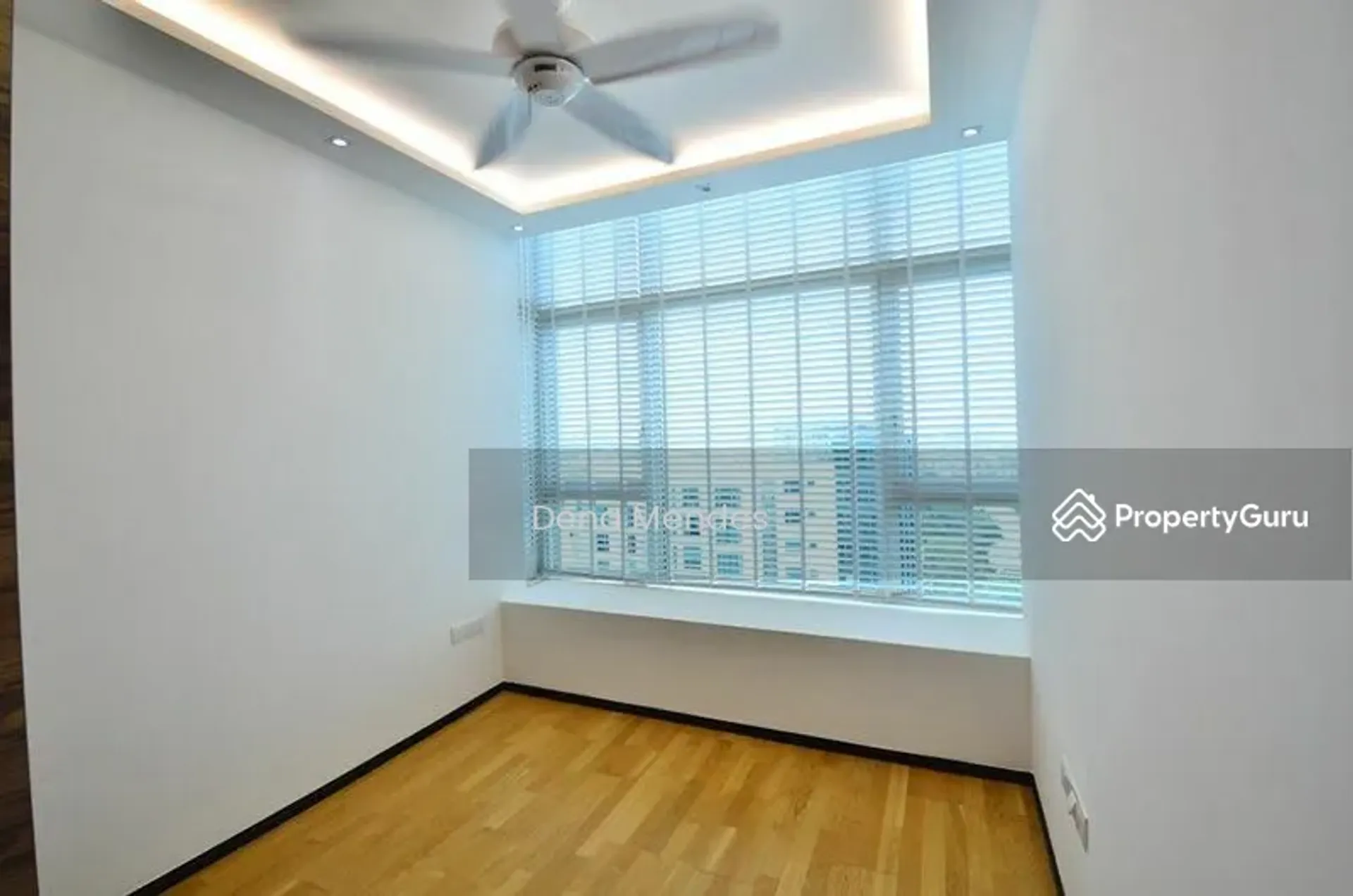 Condominium in Singapore, 73 West Coast Crescent 11626127