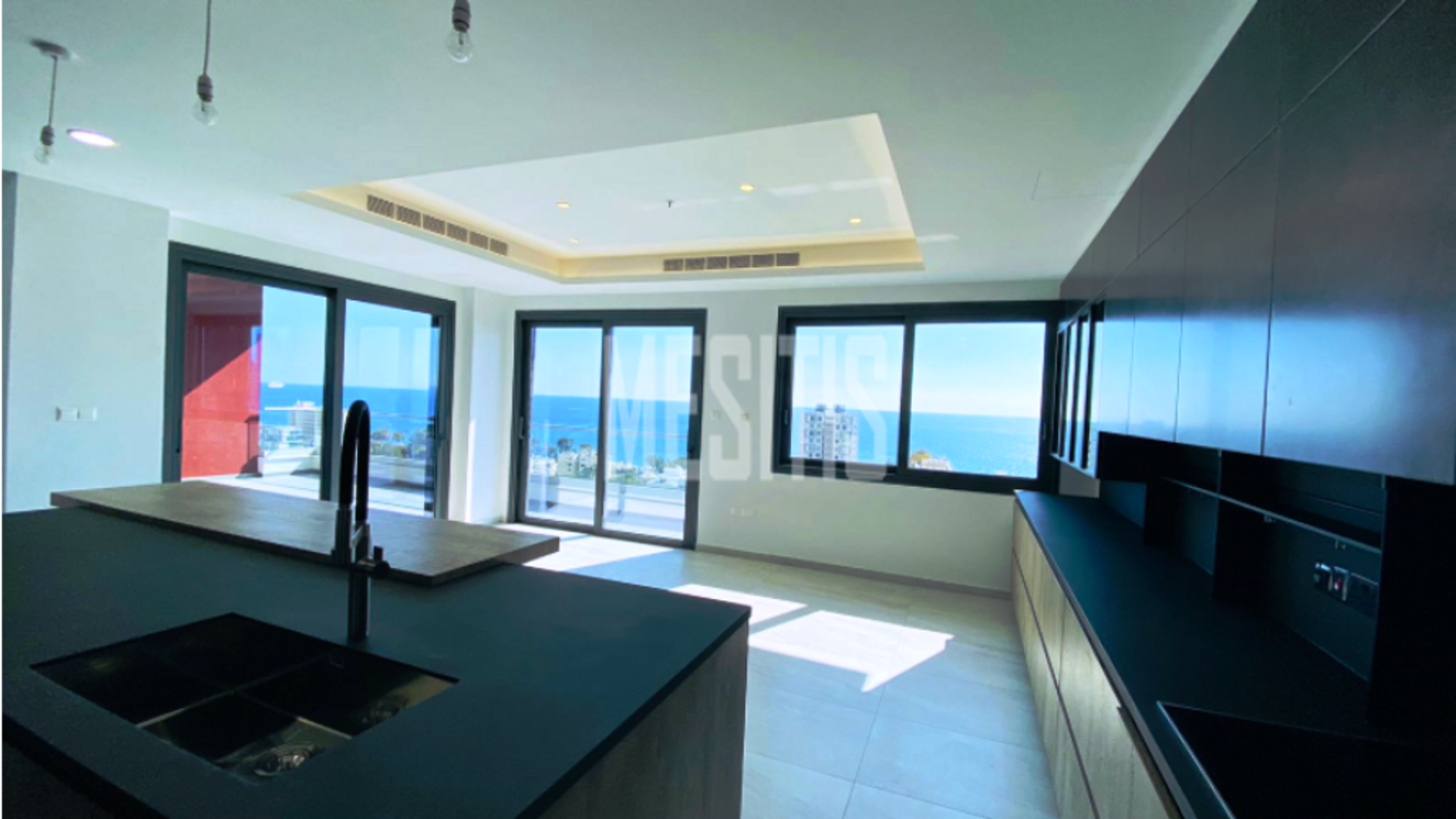 Condominium dans Mouttagiaka, Limassol 11627135