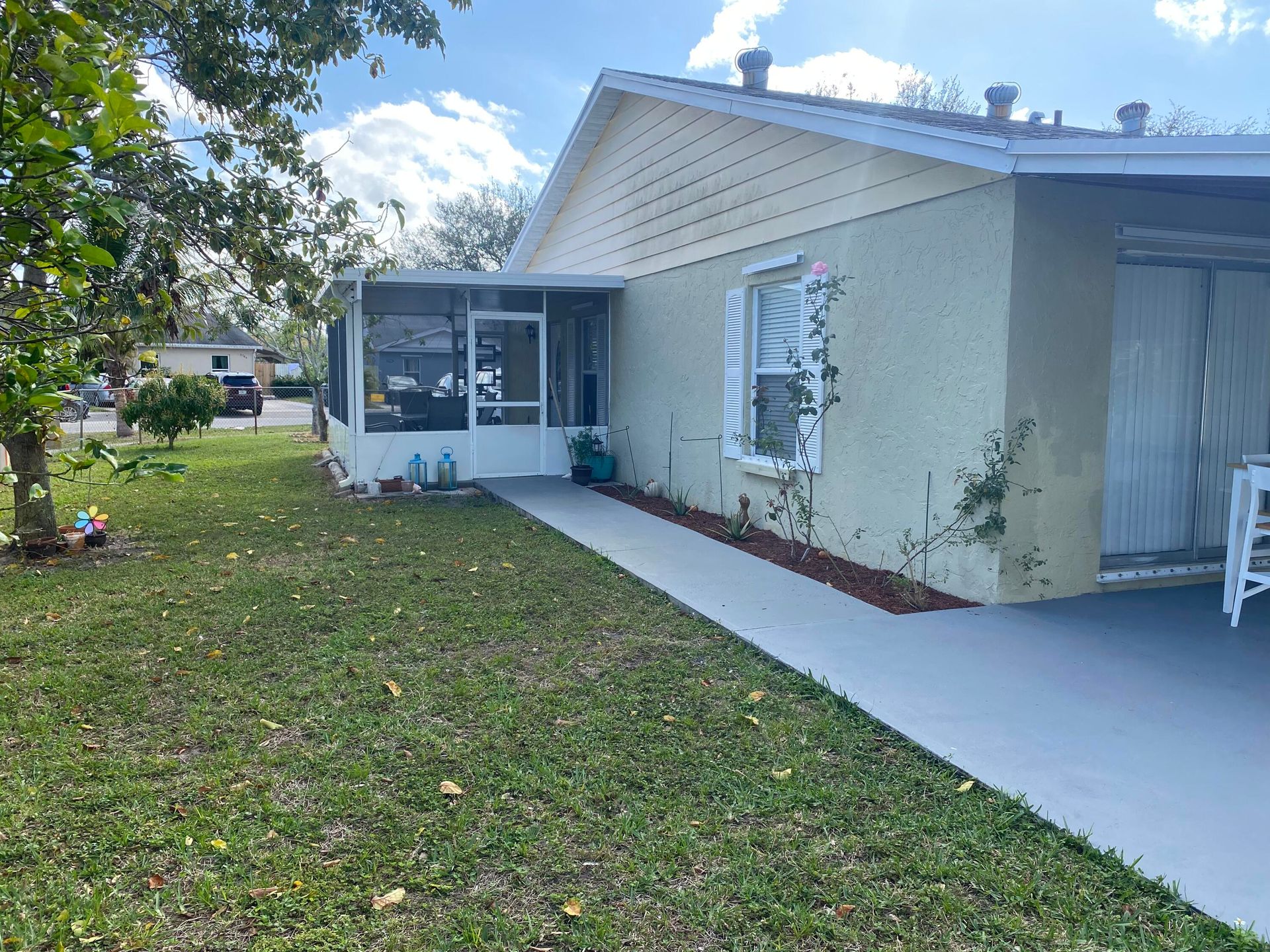 House in Greenacres, Florida 11627239