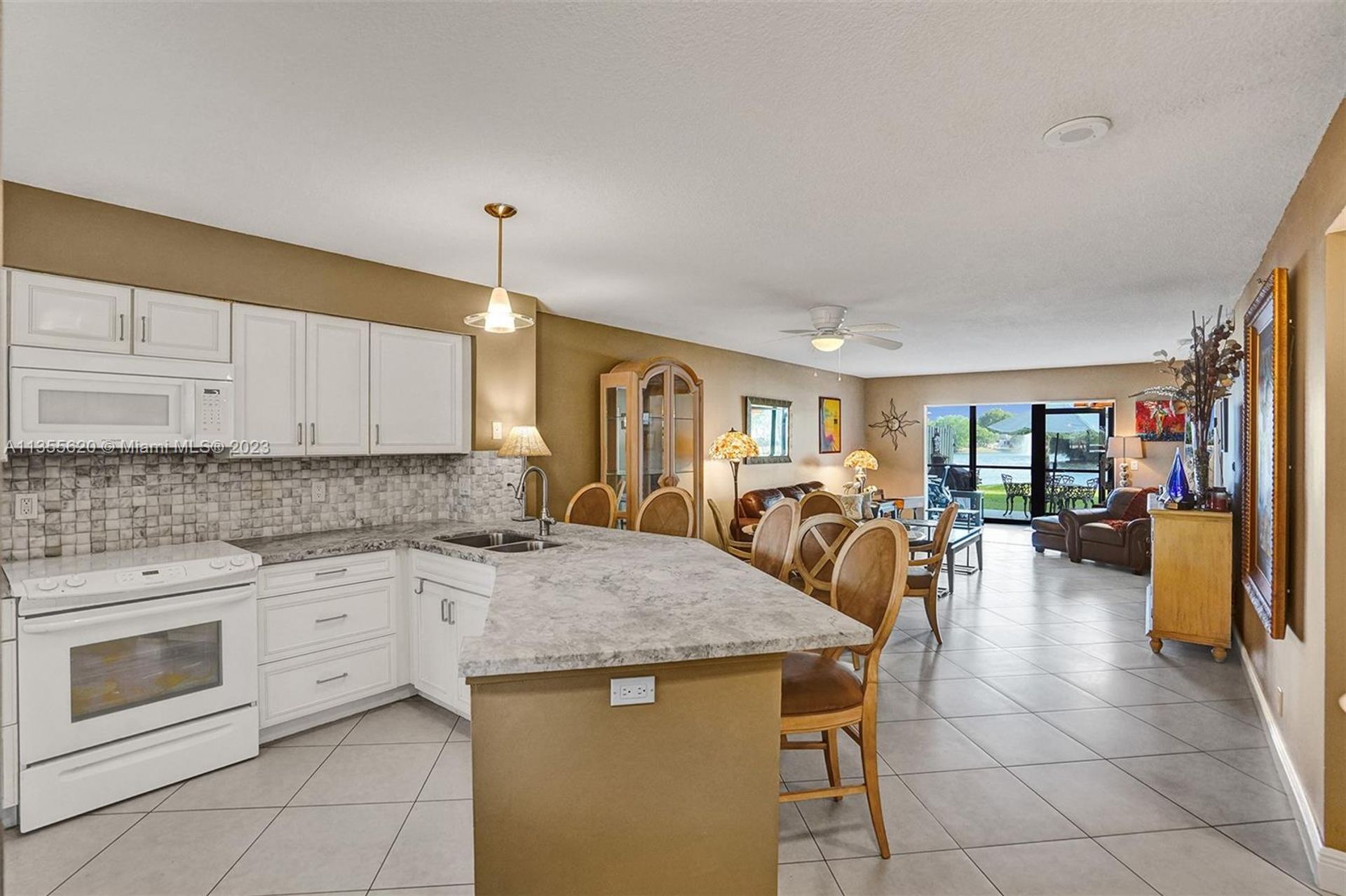 Condominium in Pompano Beach, Florida 11628458