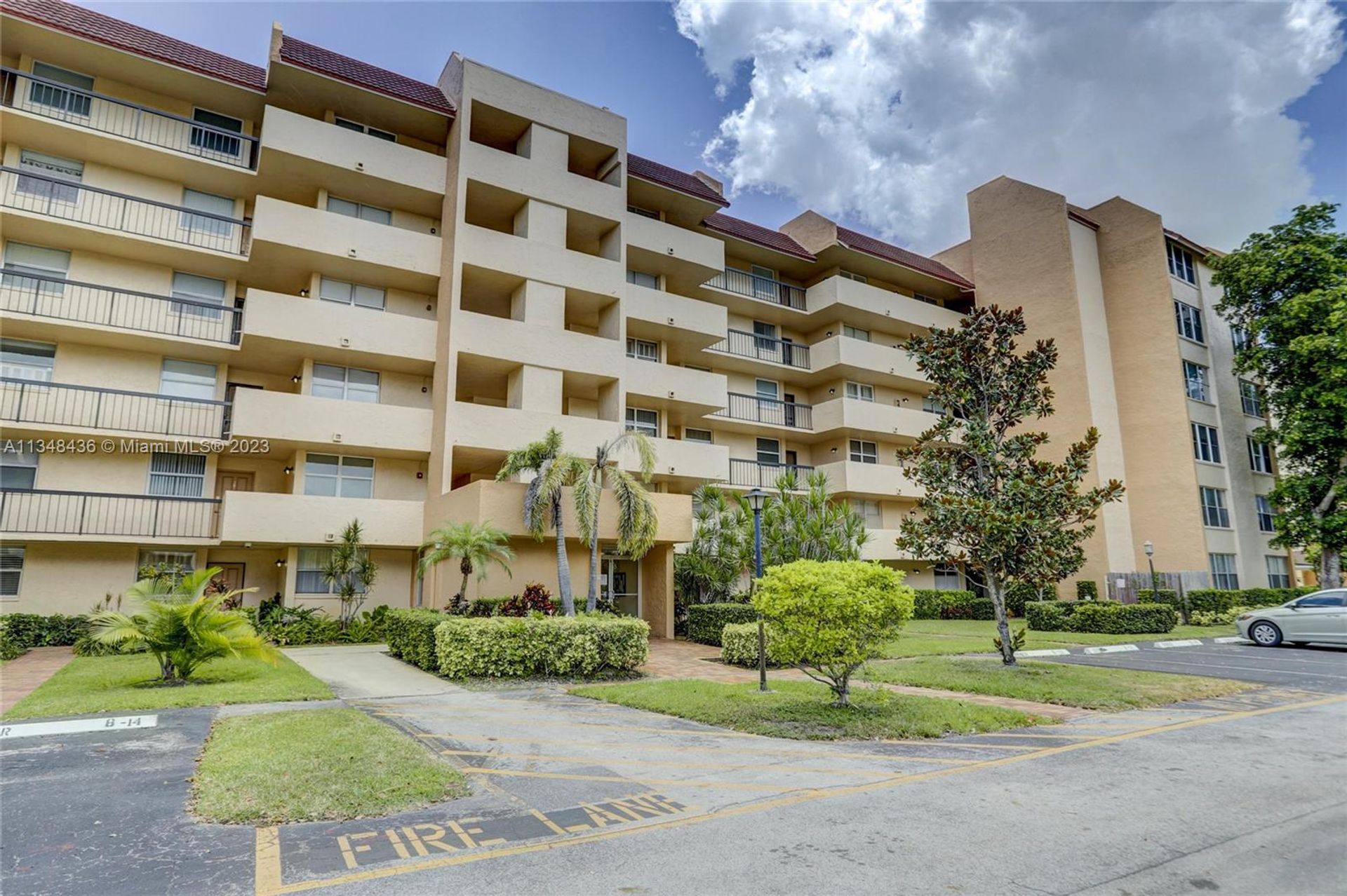 Condominio en Lauderhill, Florida 11628460