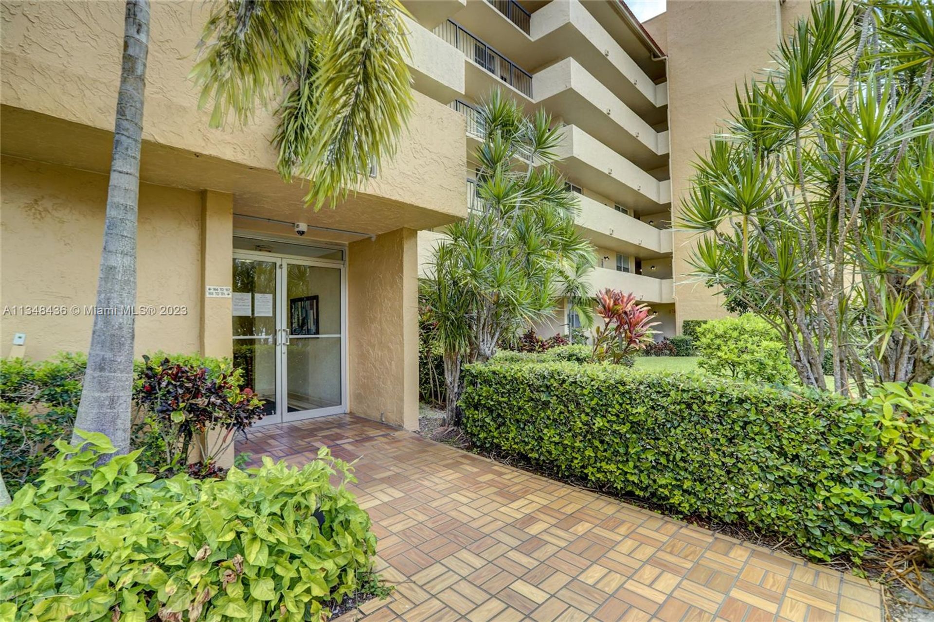 Condominio en Lauderhill, Florida 11628460