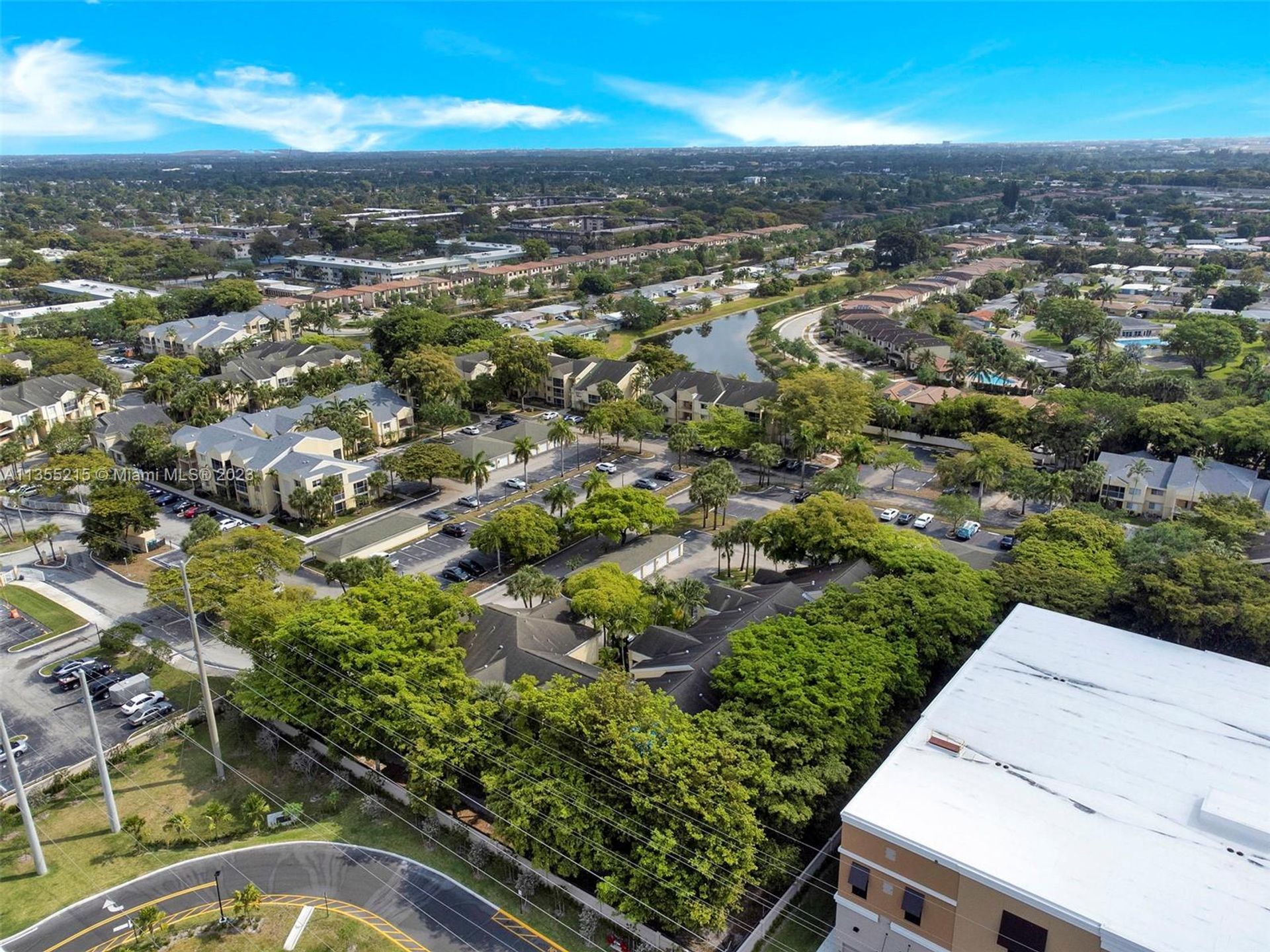 Condomínio no Tamarac, Florida 11628461