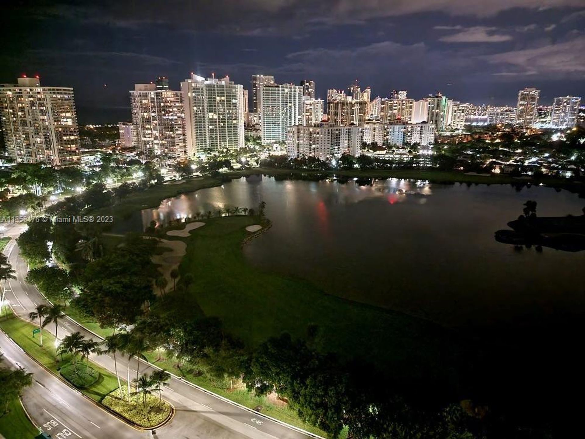 Condominium in Aventura, Florida 11628462