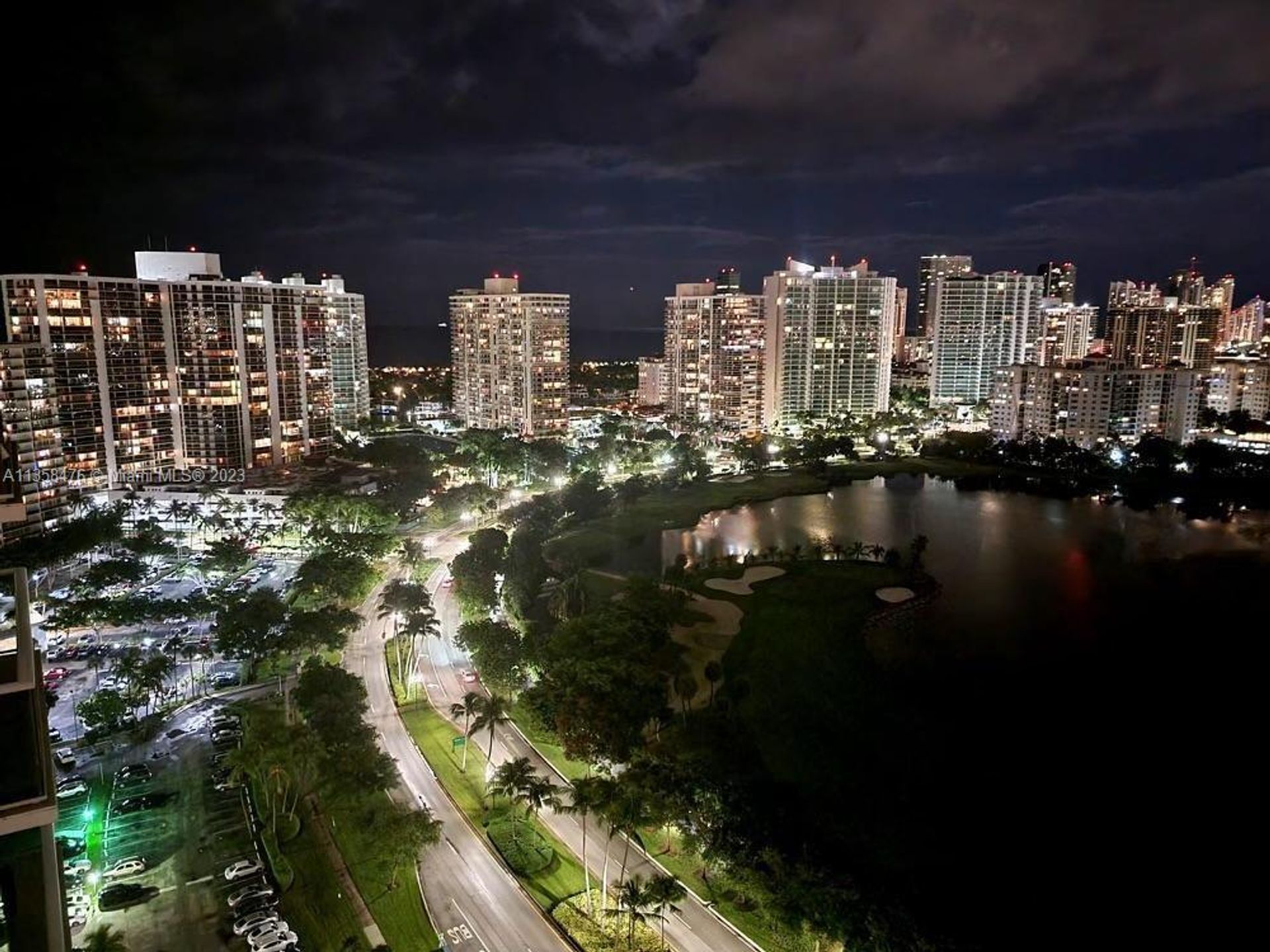 Condominium in Aventura, Florida 11628462