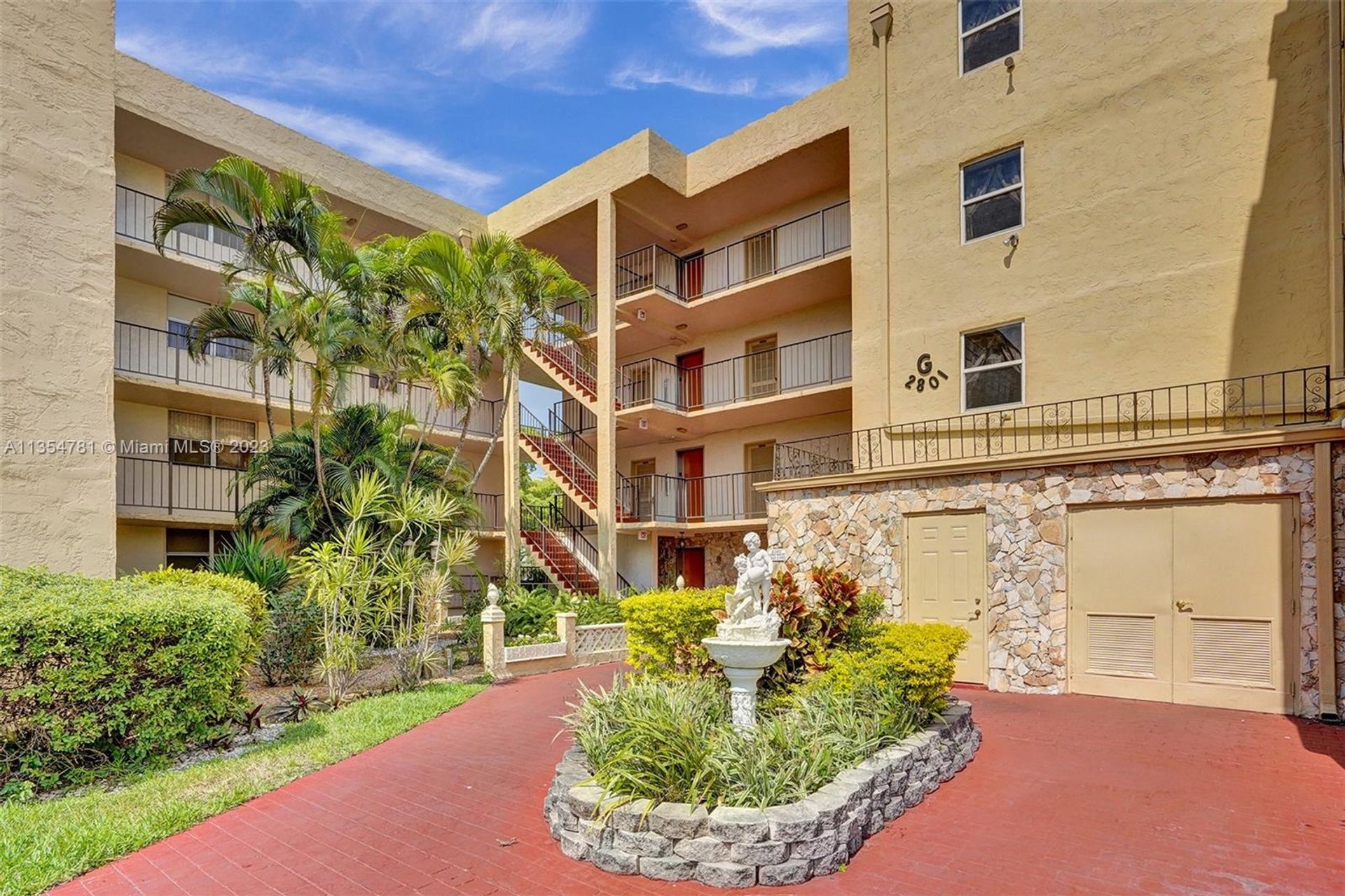 Condominio en Parque de la puerta este, Florida 11628466