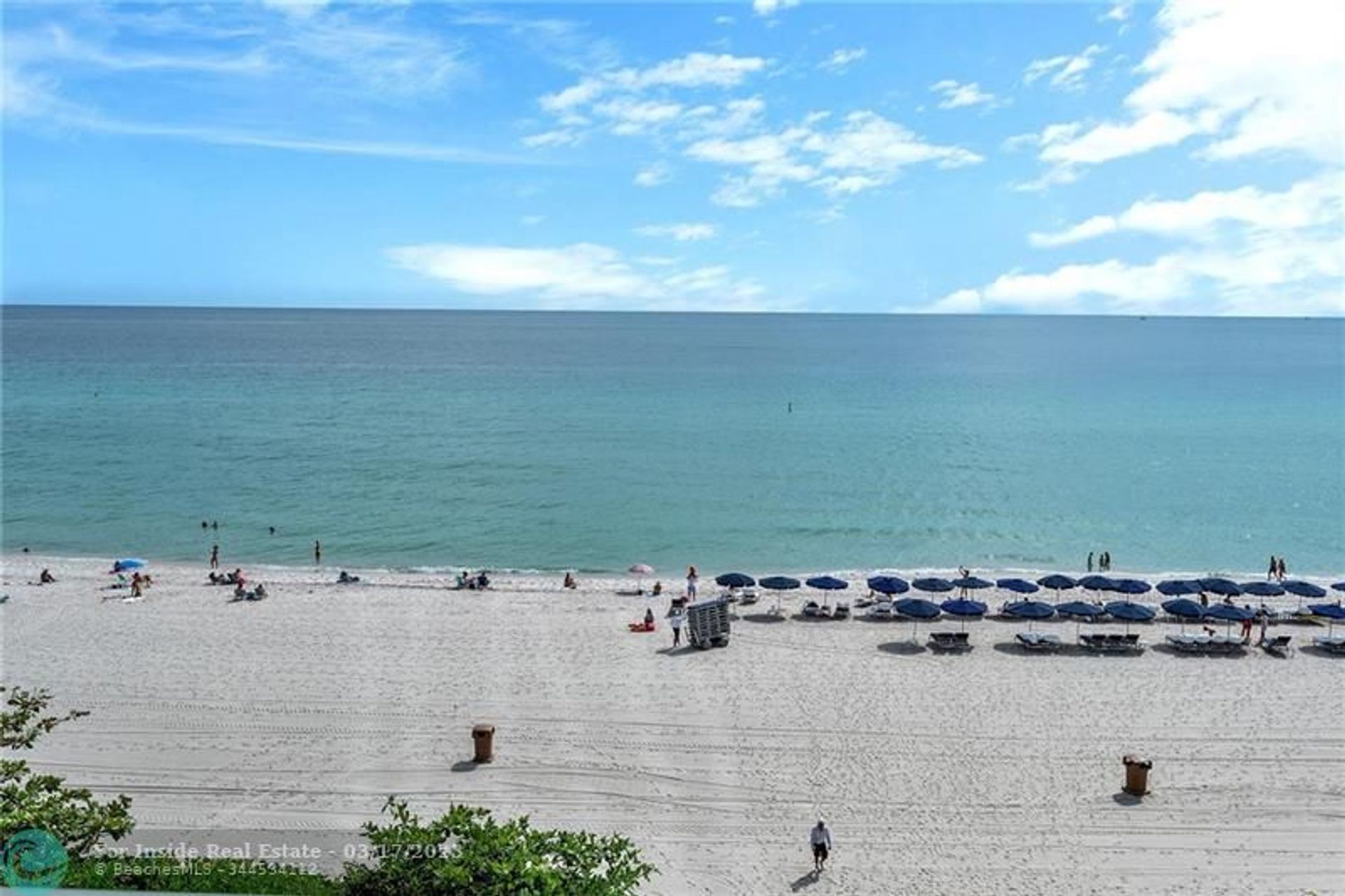 집 에 Sunny Isles Beach, Florida 11628477