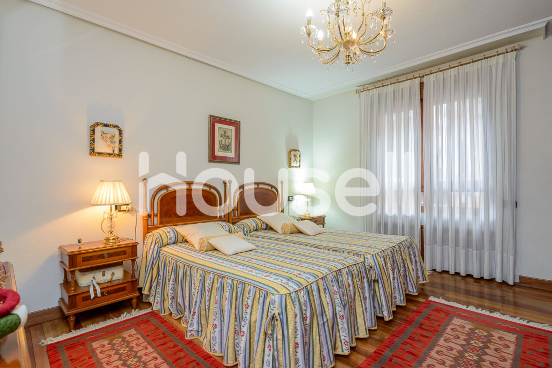 Condominium dans Oviedo, Principado de Asturias 11628537