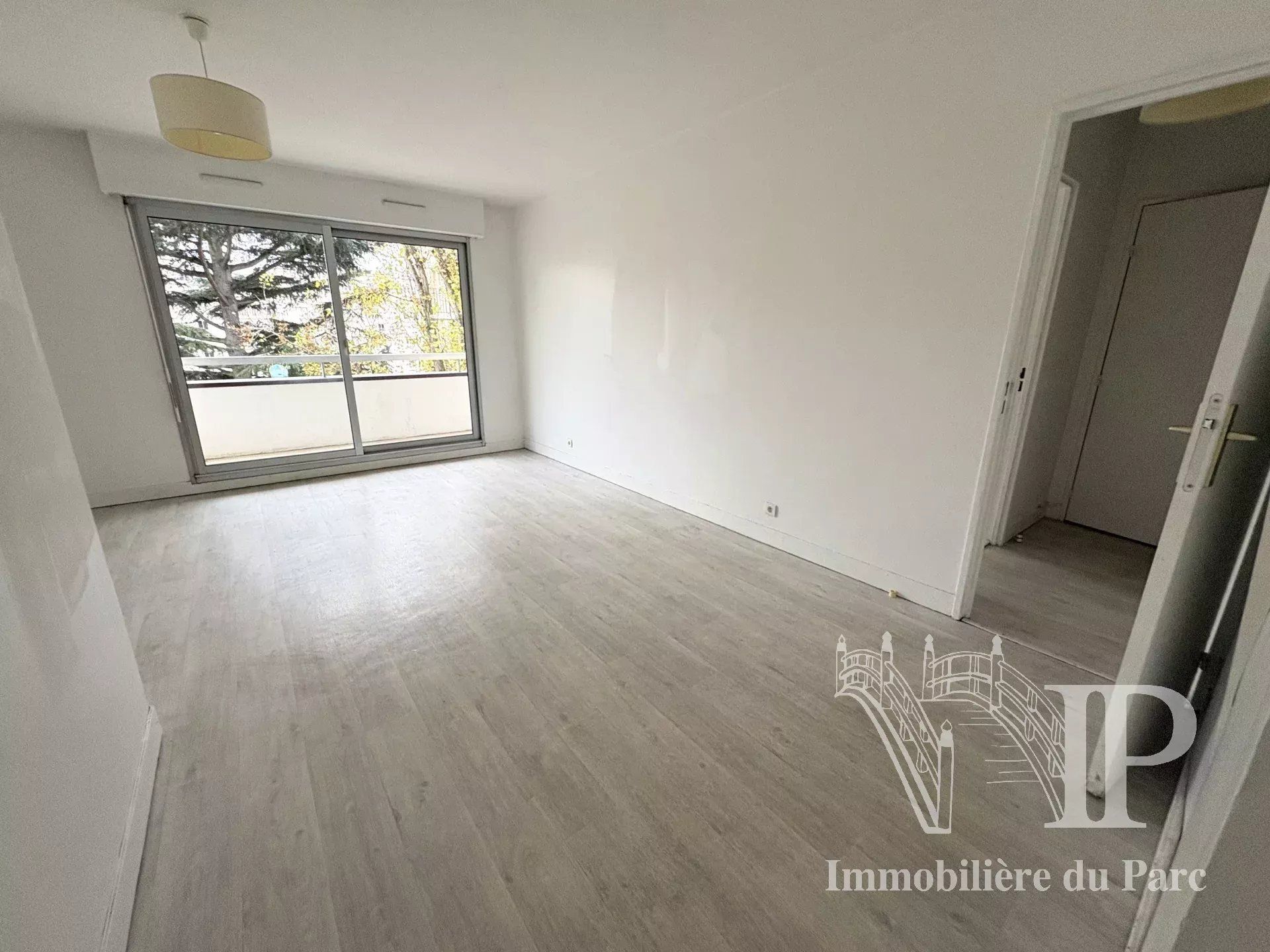 Condominio nel Le Vesinet, Ile-de-France 11628549