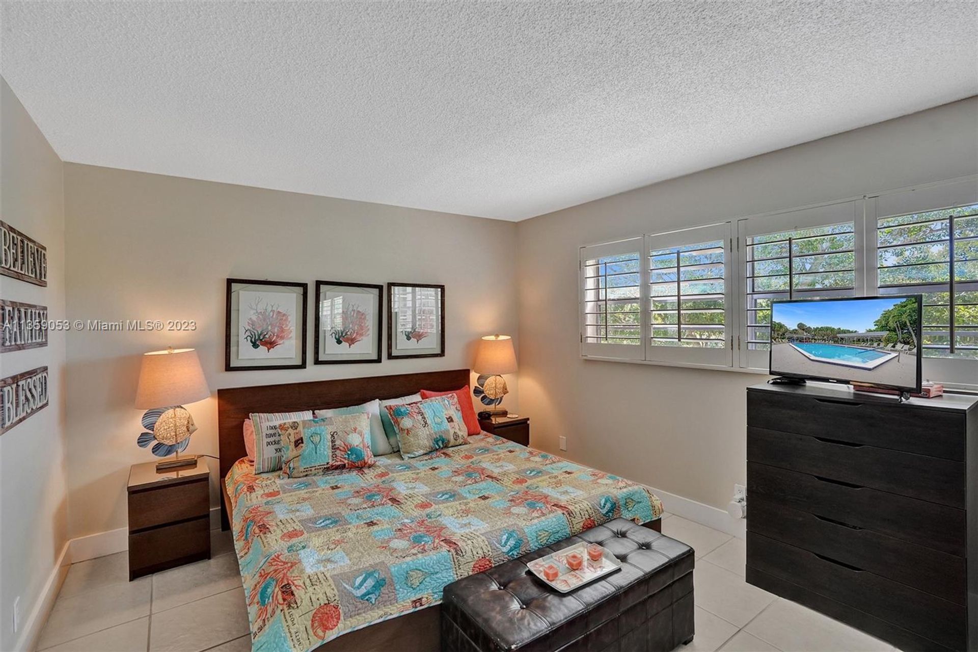 公寓 在 Lauderdale Lakes, Florida 11629569