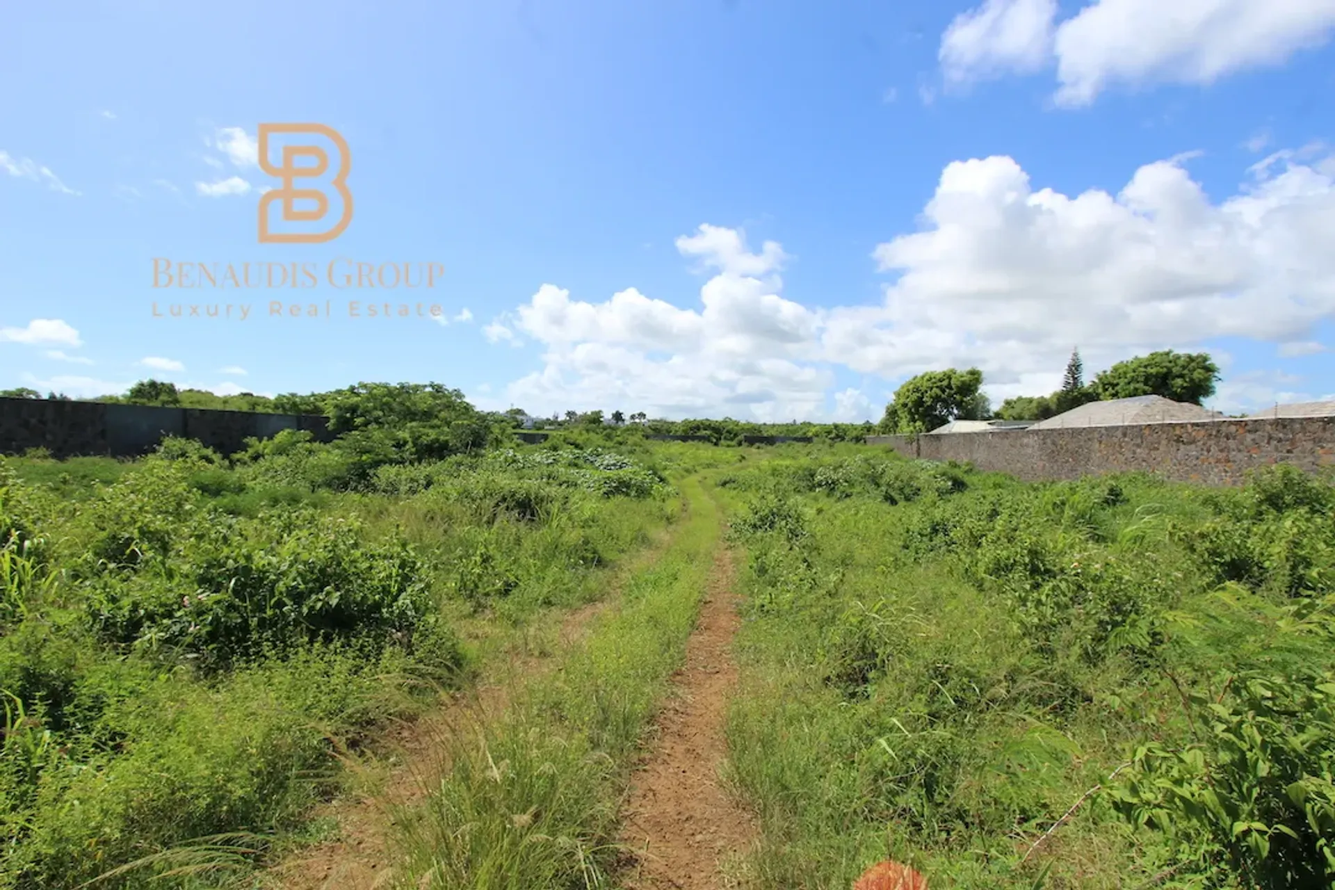 Tanah dalam Grand Baie, Rivière du Rempart 11631083