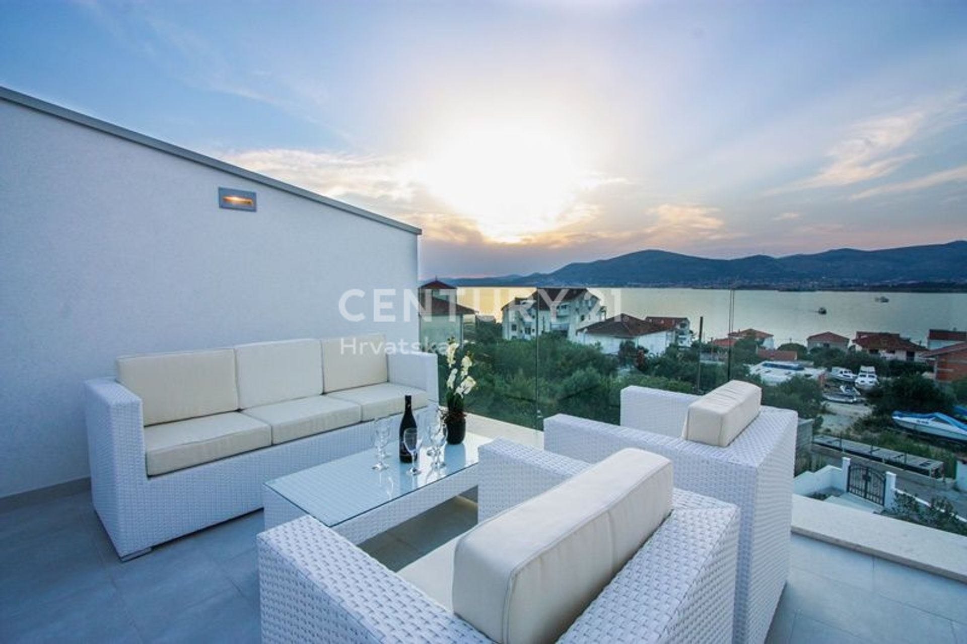 Haus im Okrug Gornji, Split-Dalmatia County 11631168