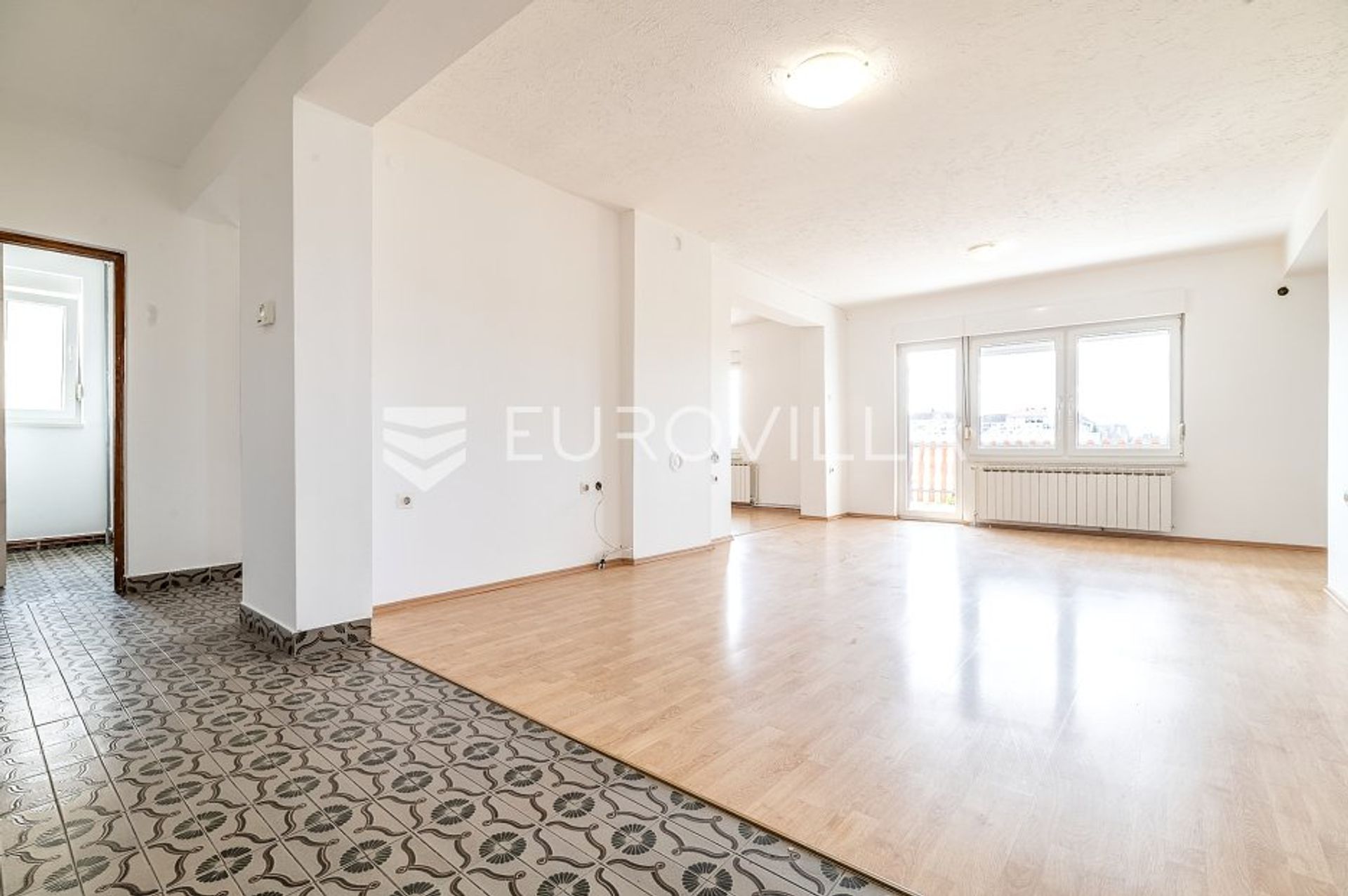 Condominio en Velika Gorica, Zagrebacka Županija 11631308