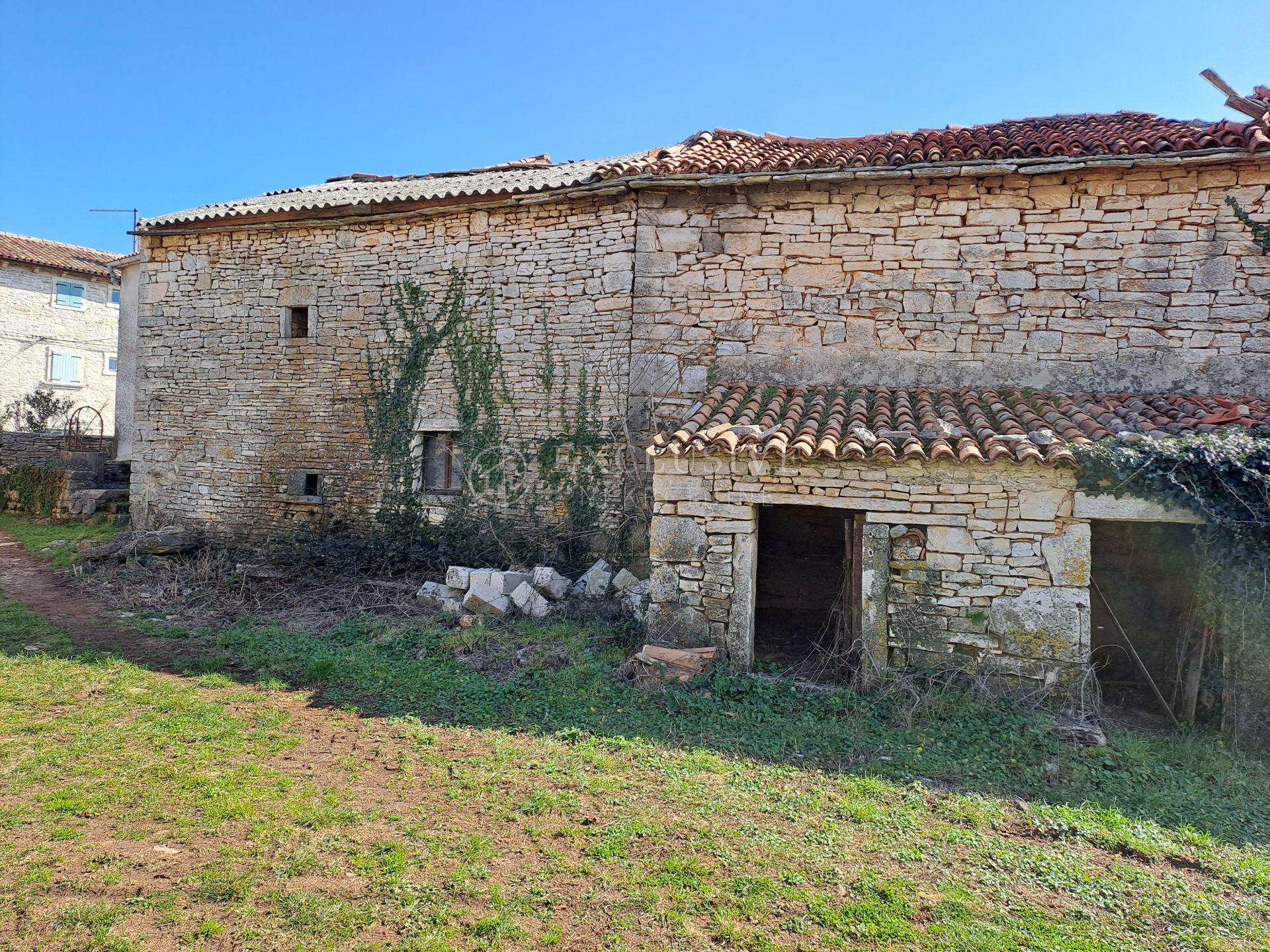 House in Manjadvorci, Istarska županija 11631806