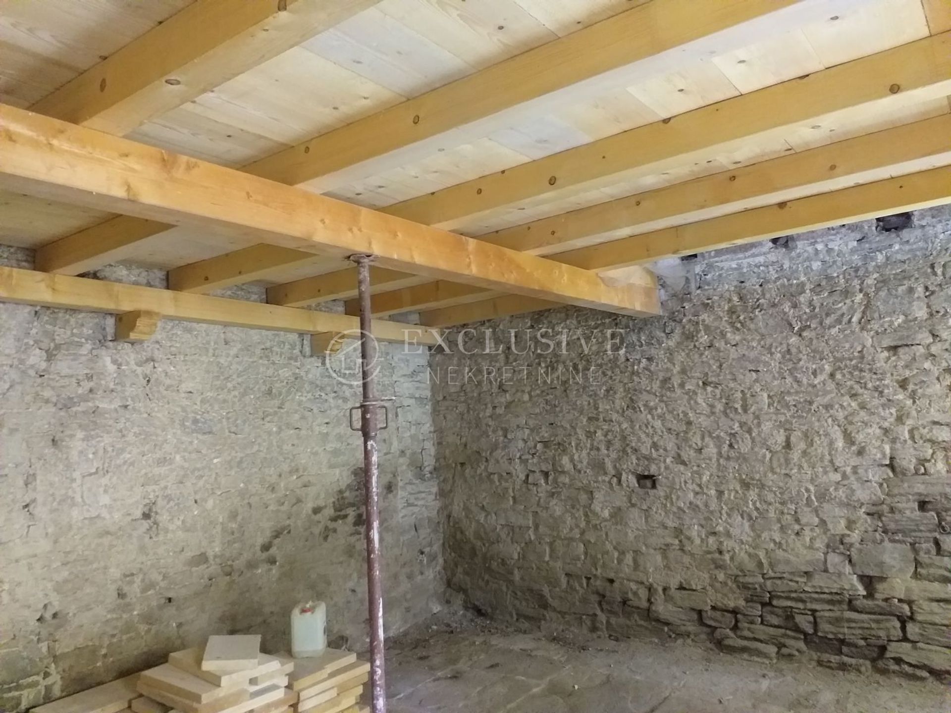 Rumah di Kašćerga, Istarska županija 11632114