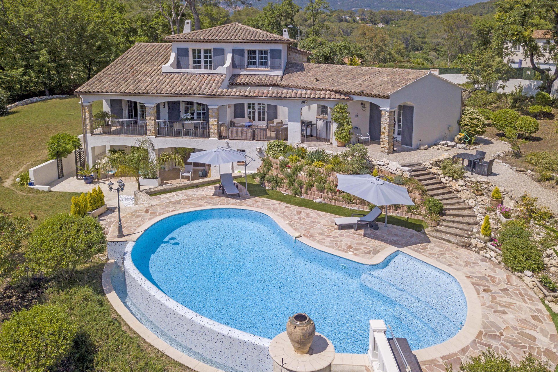 rumah dalam Roquefort-les-Pins, Provence-Alpes-Côte d'Azur 11632676