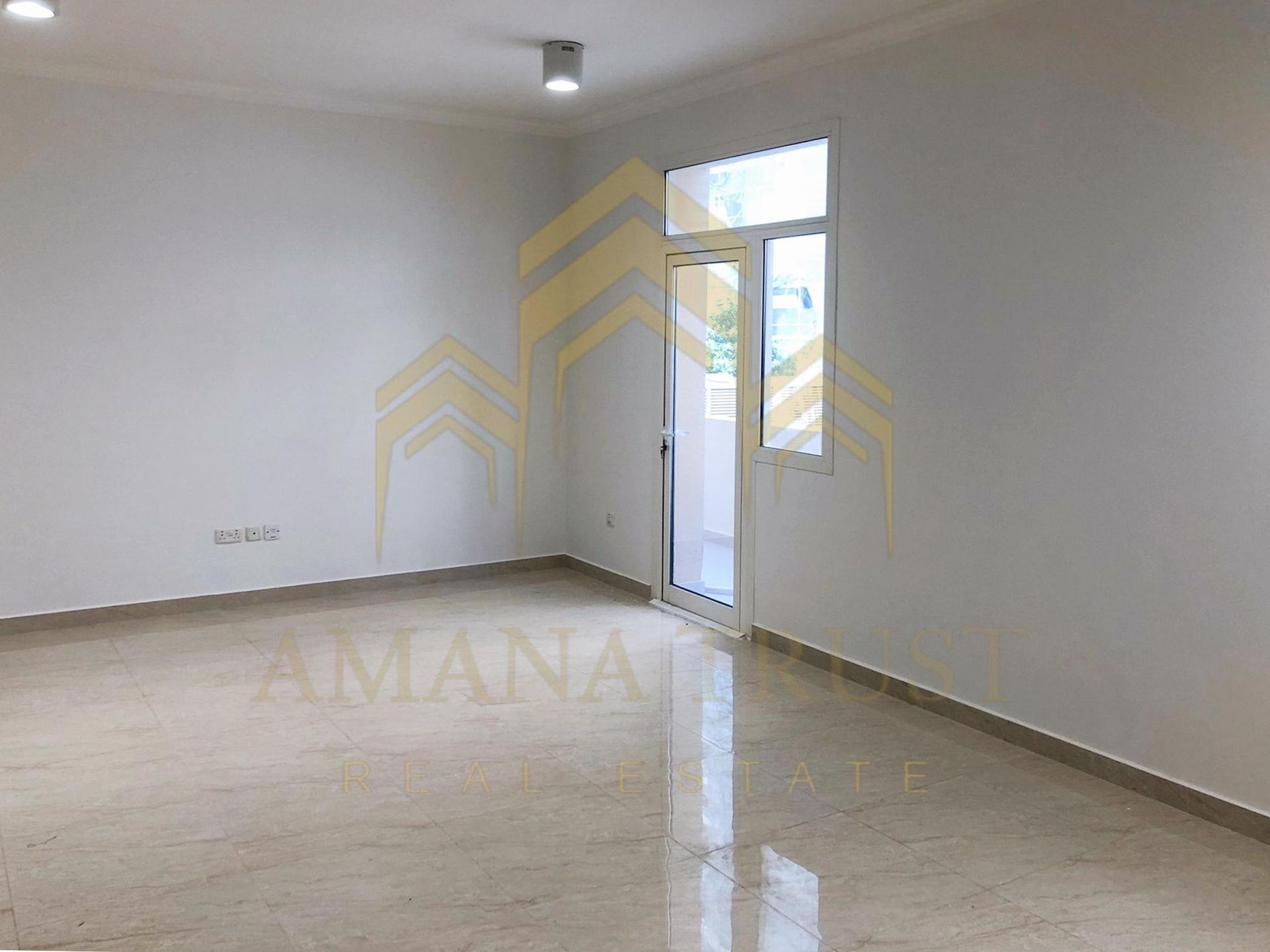 Condominium in Al Hammamah, Az Za'ayin 11632719