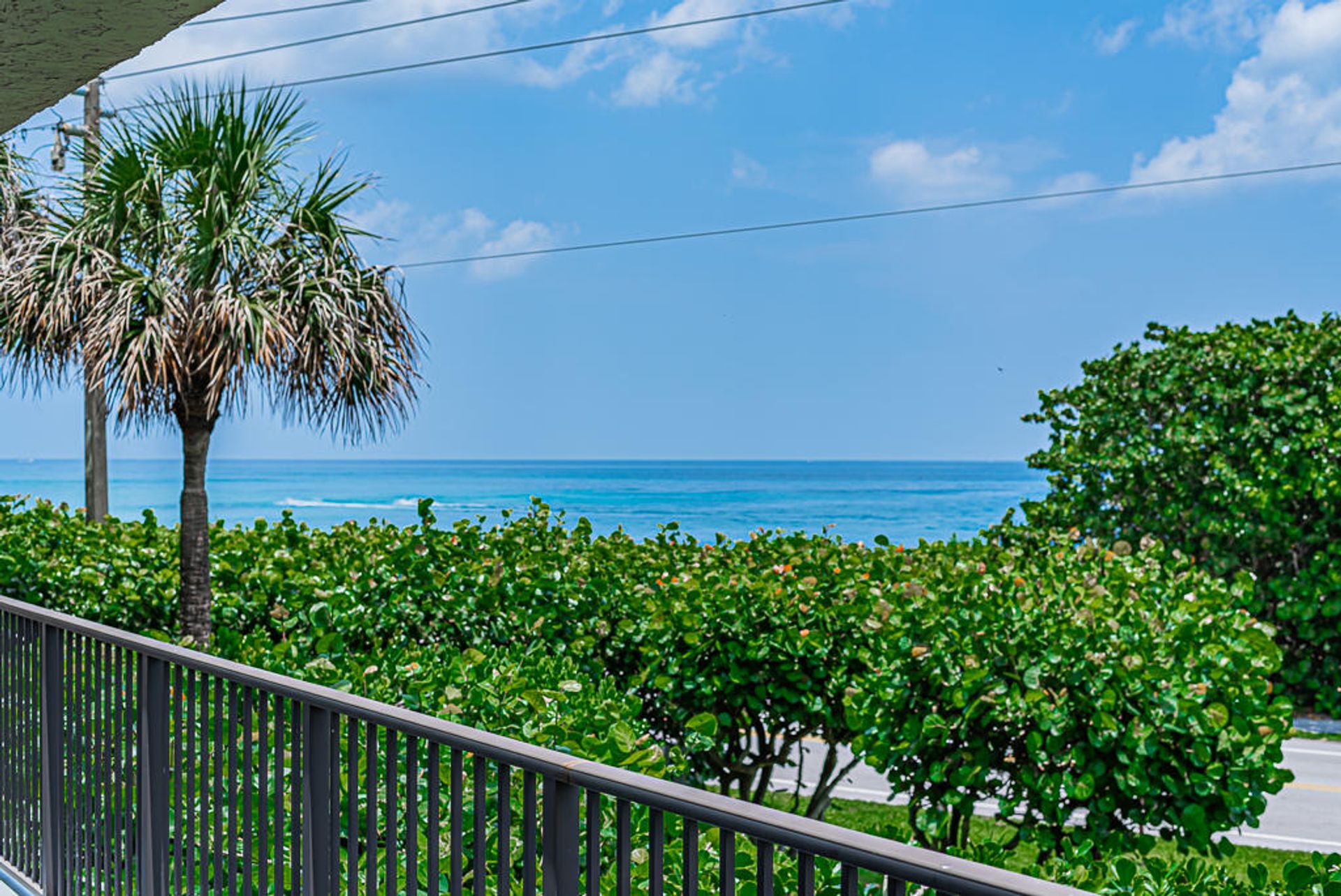 жилой дом в Juno Beach, Florida 11632816