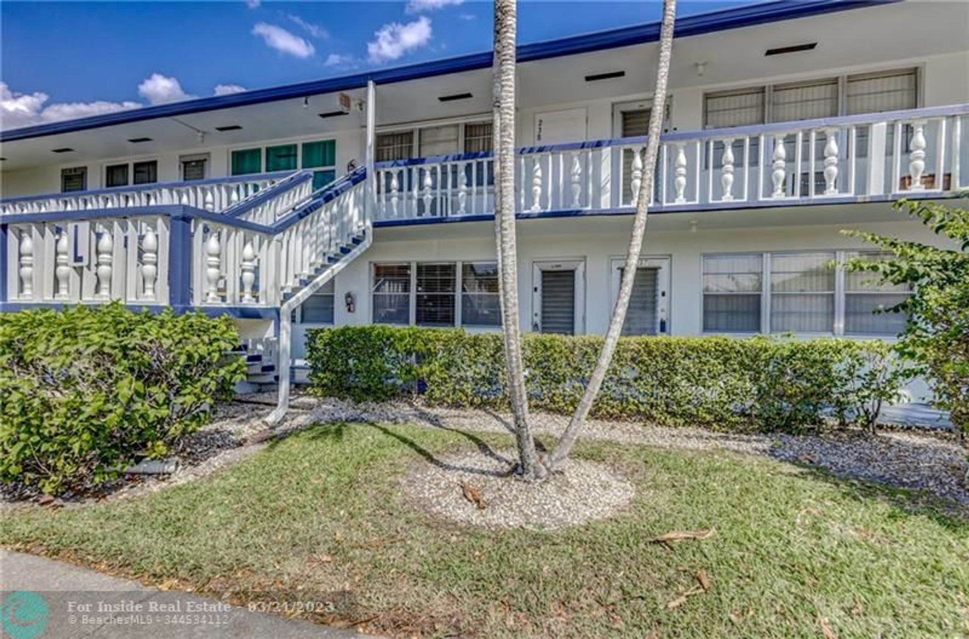 Condominium dans Village du siècle, Floride 11632970