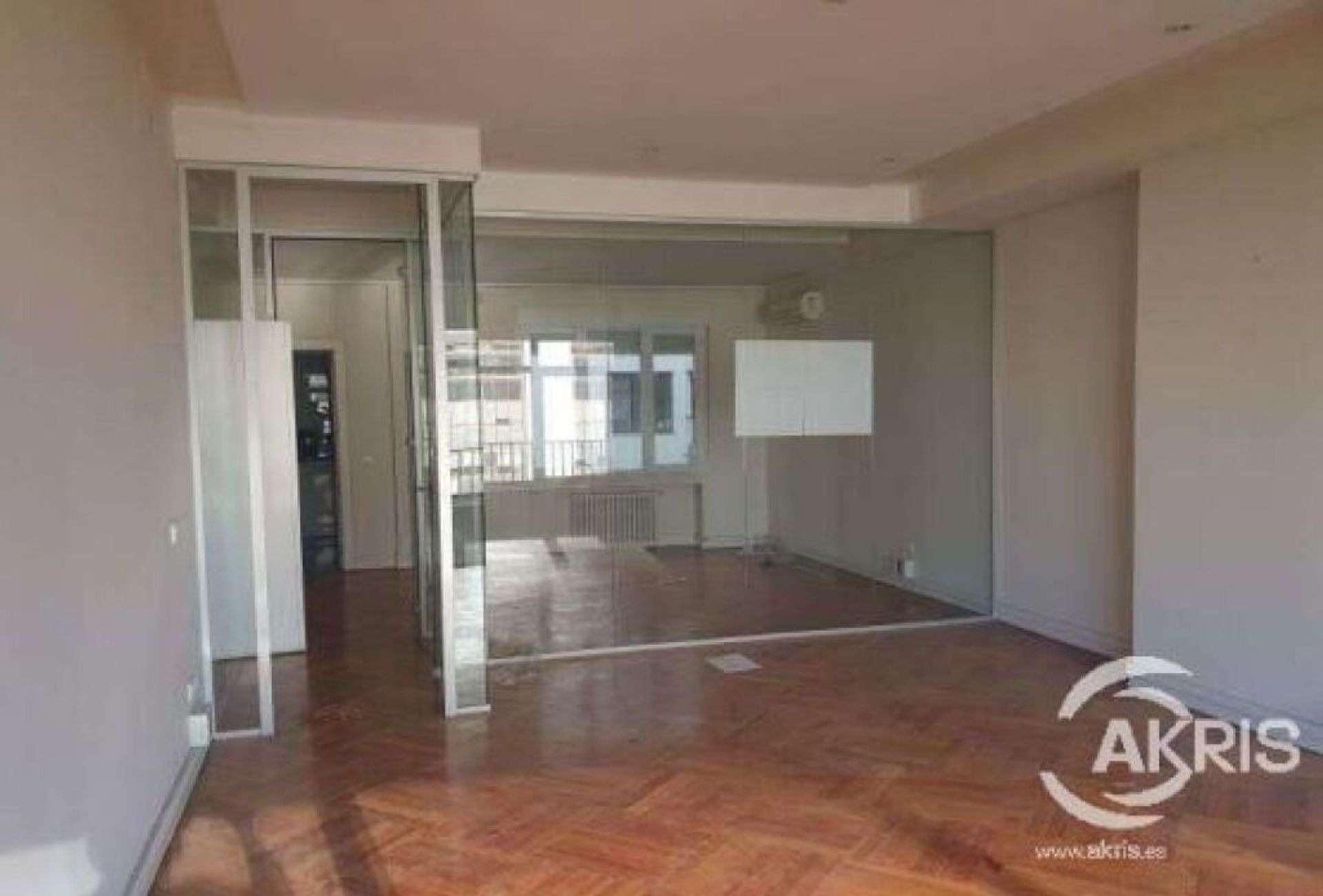 Condominium in Madrid, Comunidad de Madrid 11633041