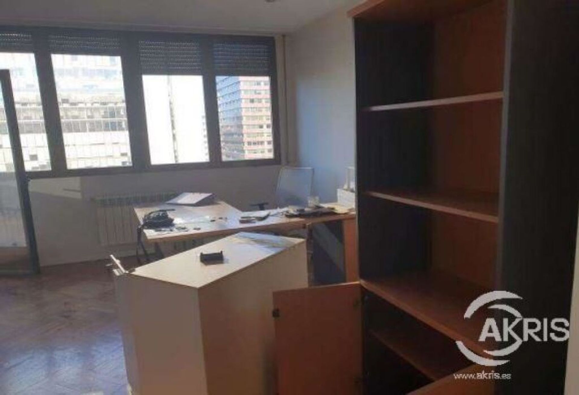 Condominium in Madrid, Comunidad de Madrid 11633041