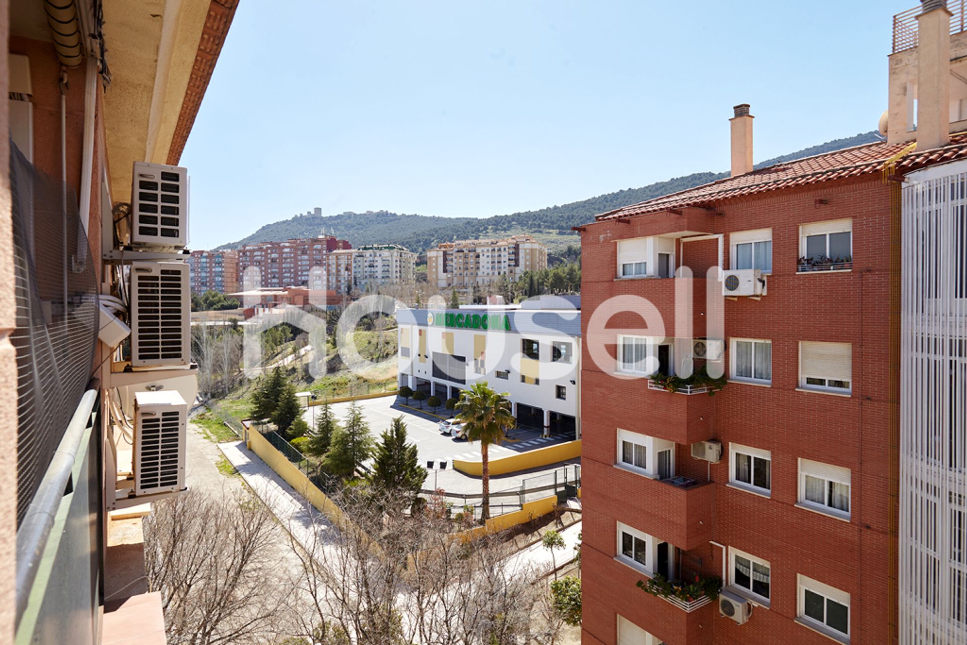 Condominium in Jaén, Andalucía 11633073