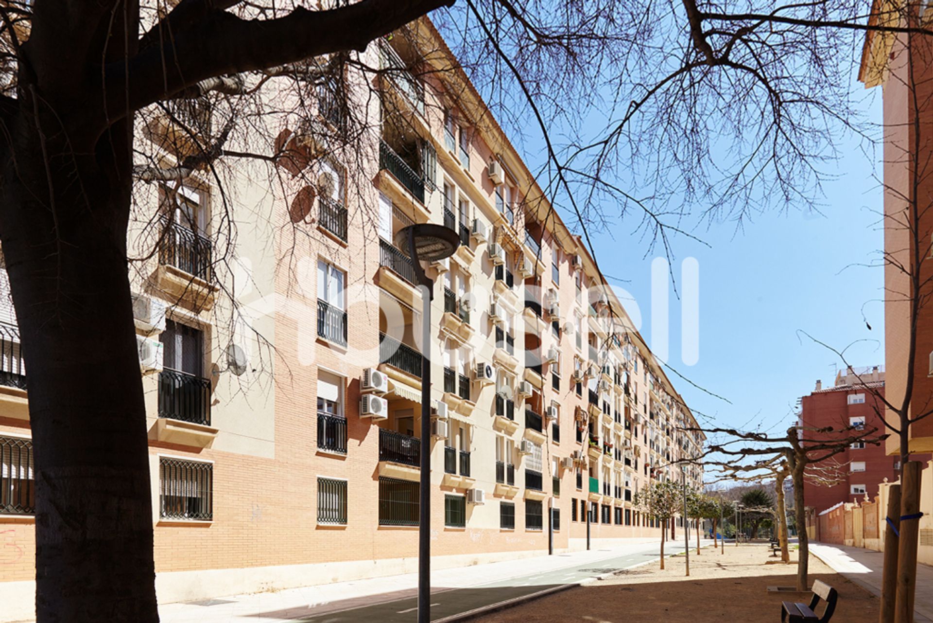 Condominium in Jaén, Andalucía 11633073