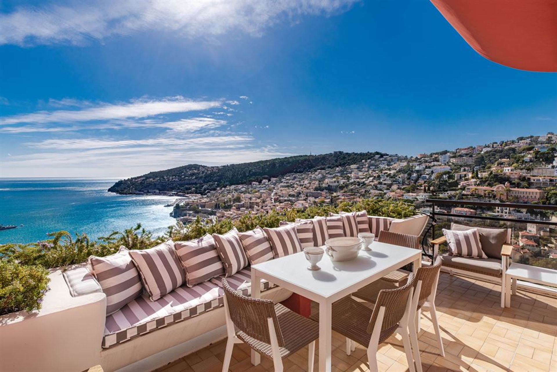 Osakehuoneisto sisään Villefranche-sur-Mer, Provence-Alpes-Cote d'Azur 11633827