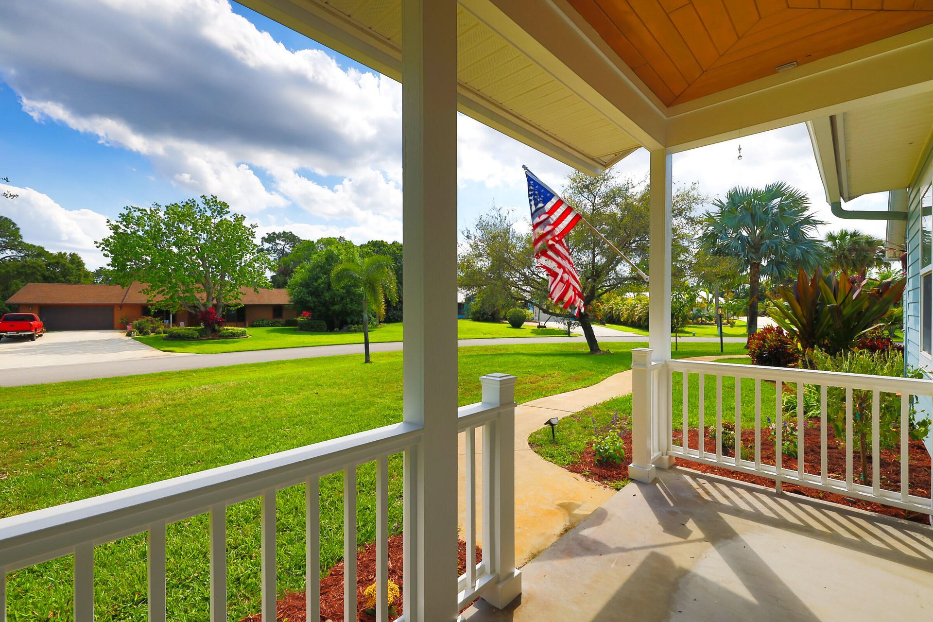 rumah dalam Coral Gardens, Florida 11634941