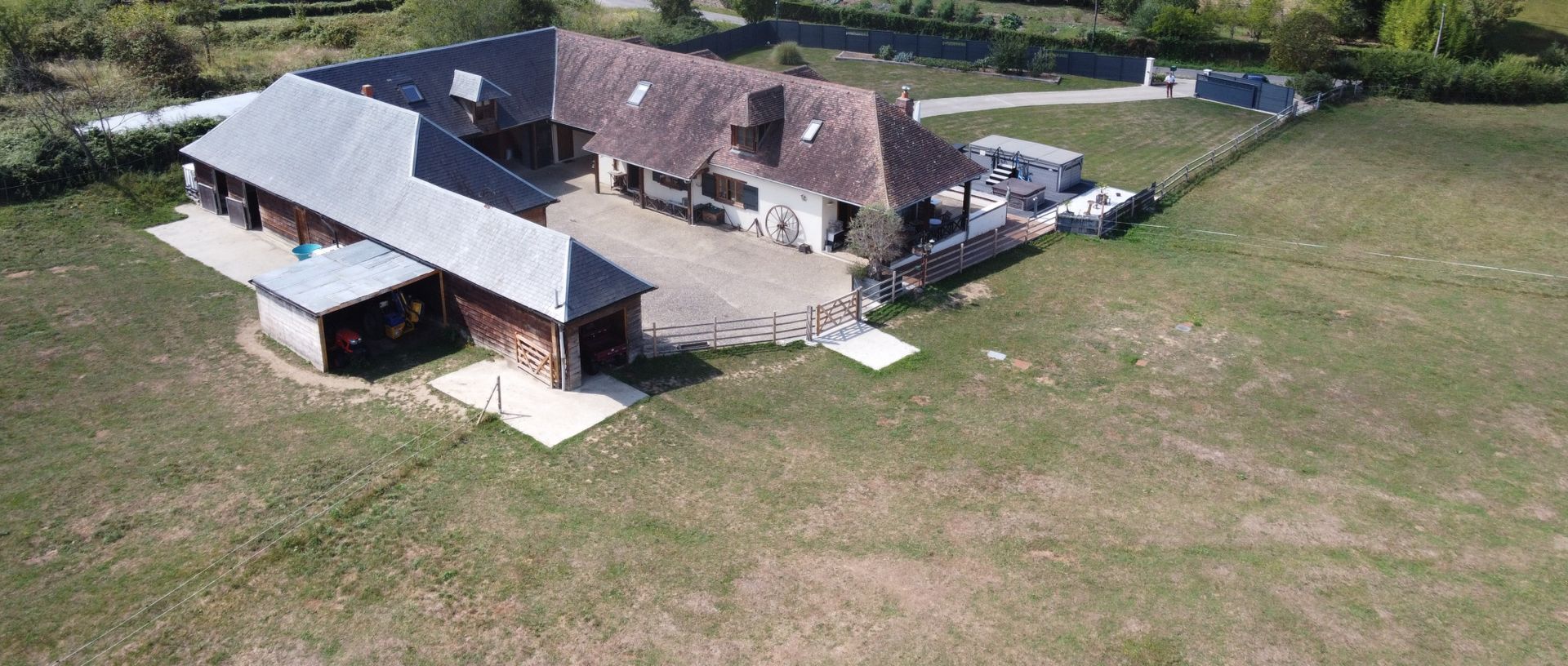 Rumah di Moissannes, Nouvelle-Aquitaine 11635362