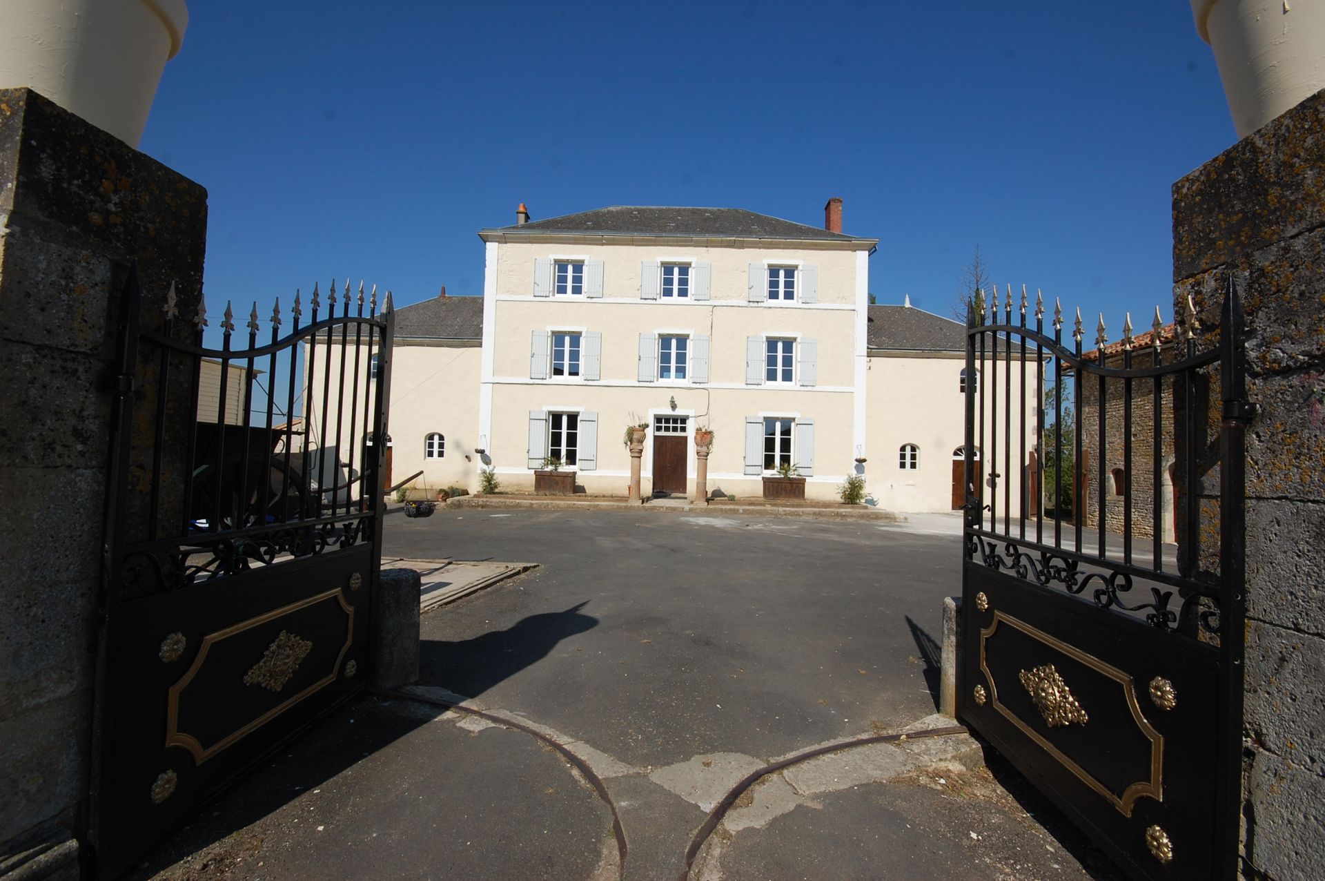 rumah dalam , Nouvelle-Aquitaine 11635363