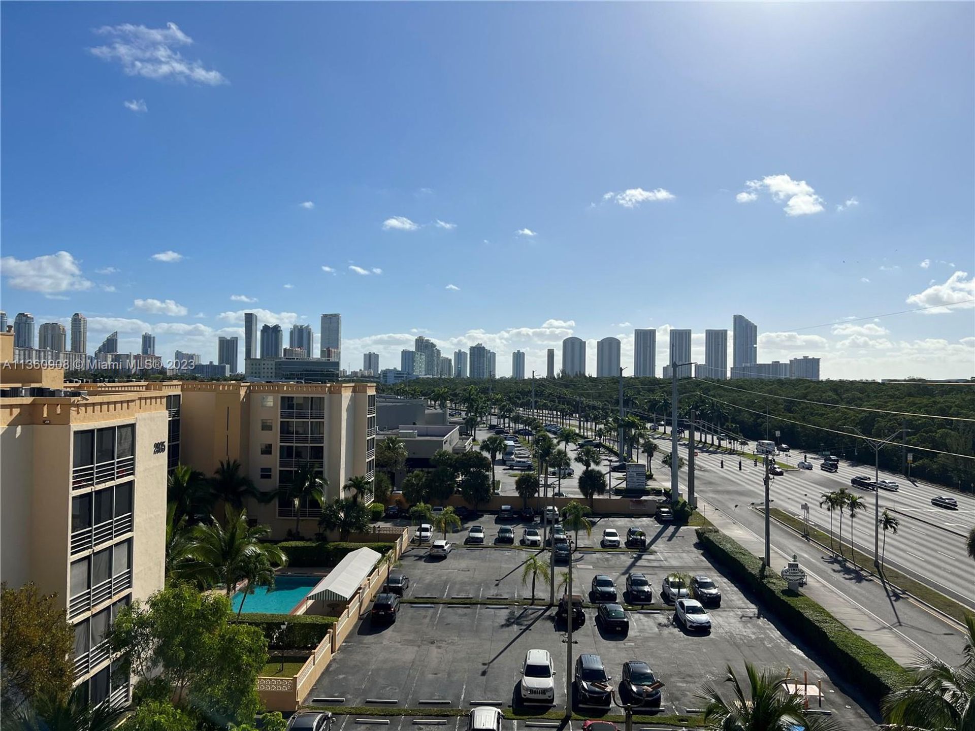 Kondominium dalam North Miami Beach, Florida 11636390