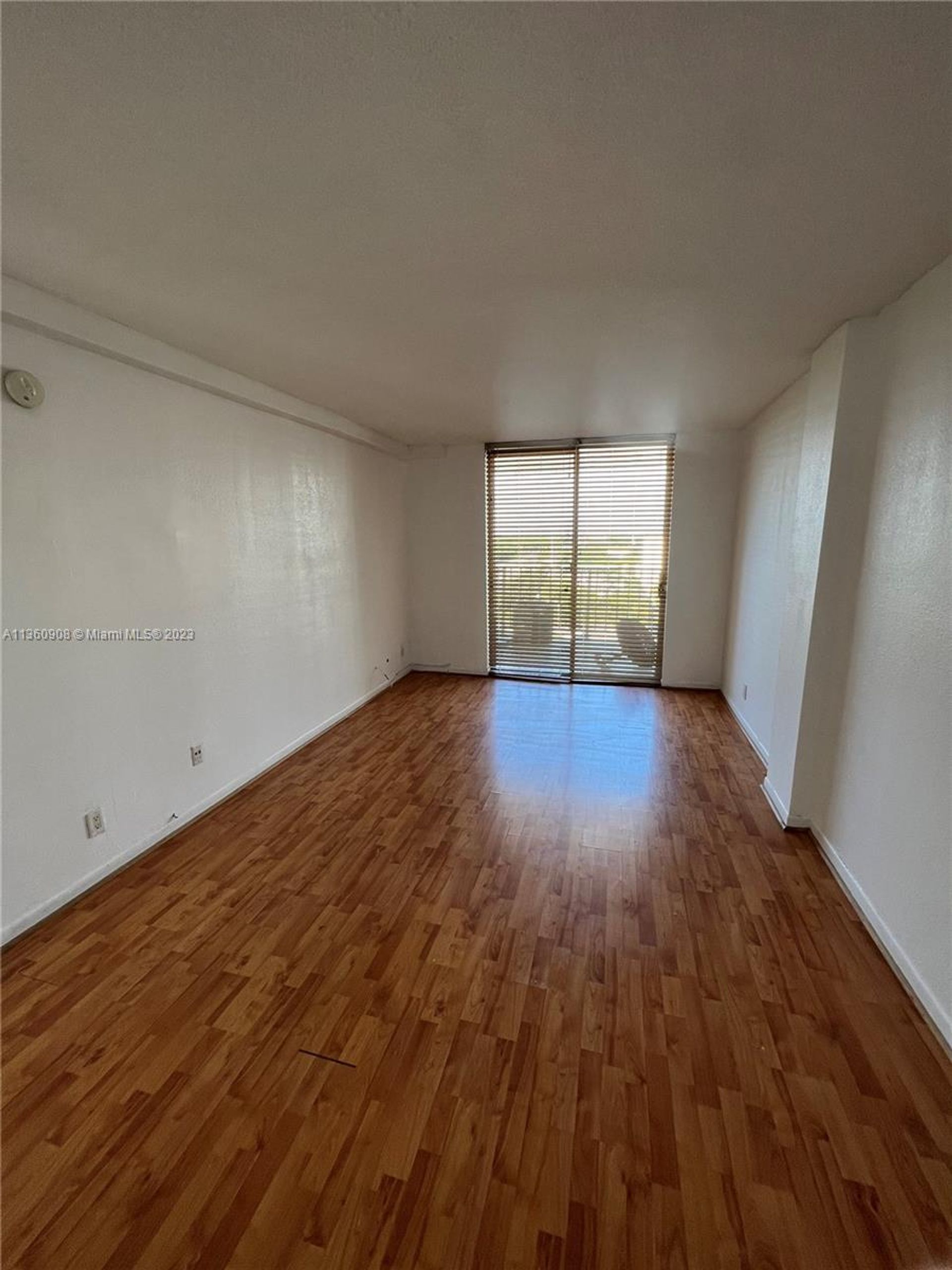 Συγκυριαρχία σε North Miami Beach, Florida 11636390