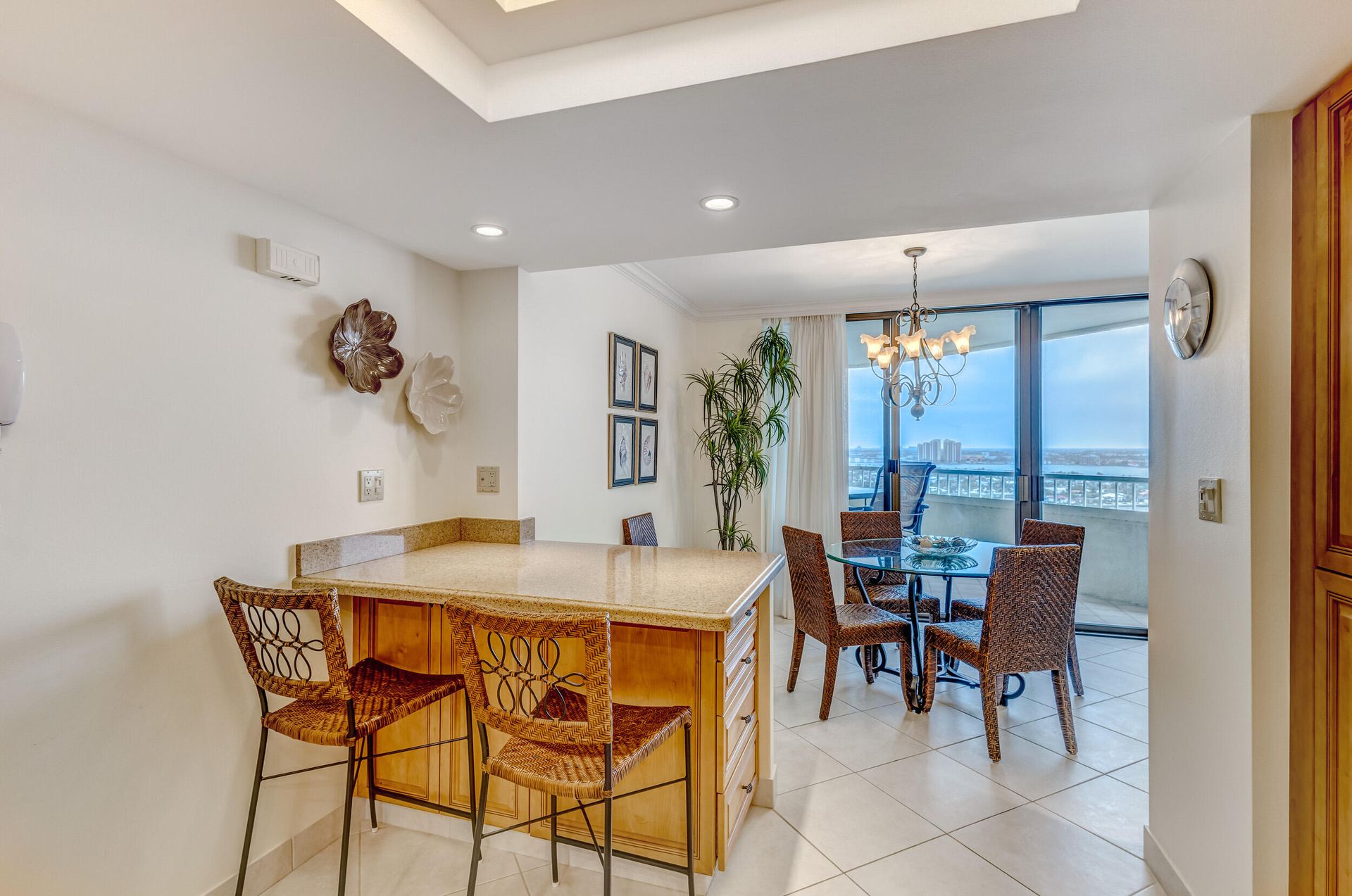 Condominium in Riviera Beach, Florida 11636449