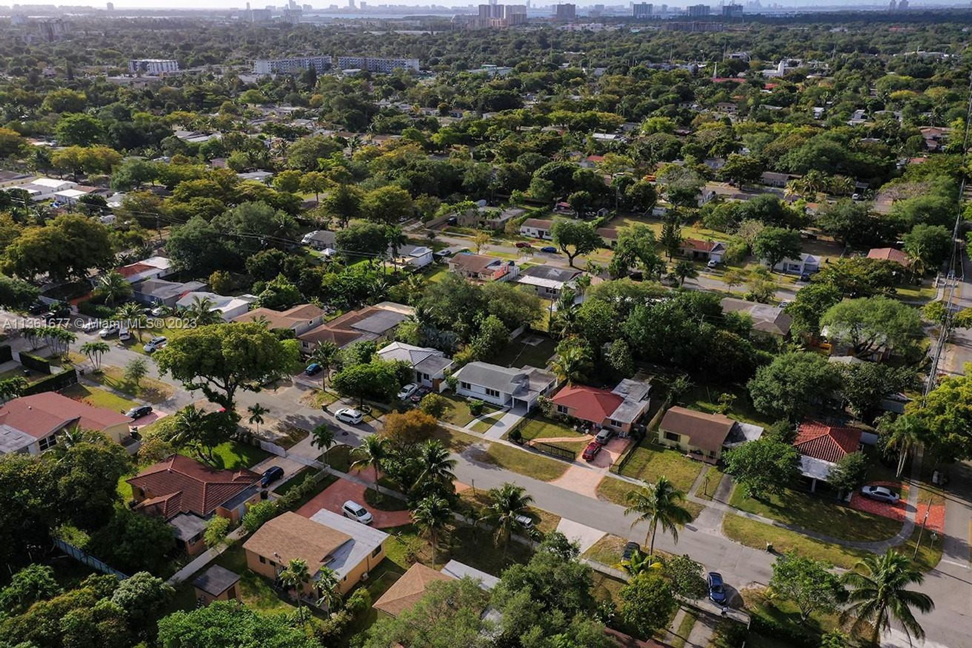 casa en North Miami, Florida 11637496