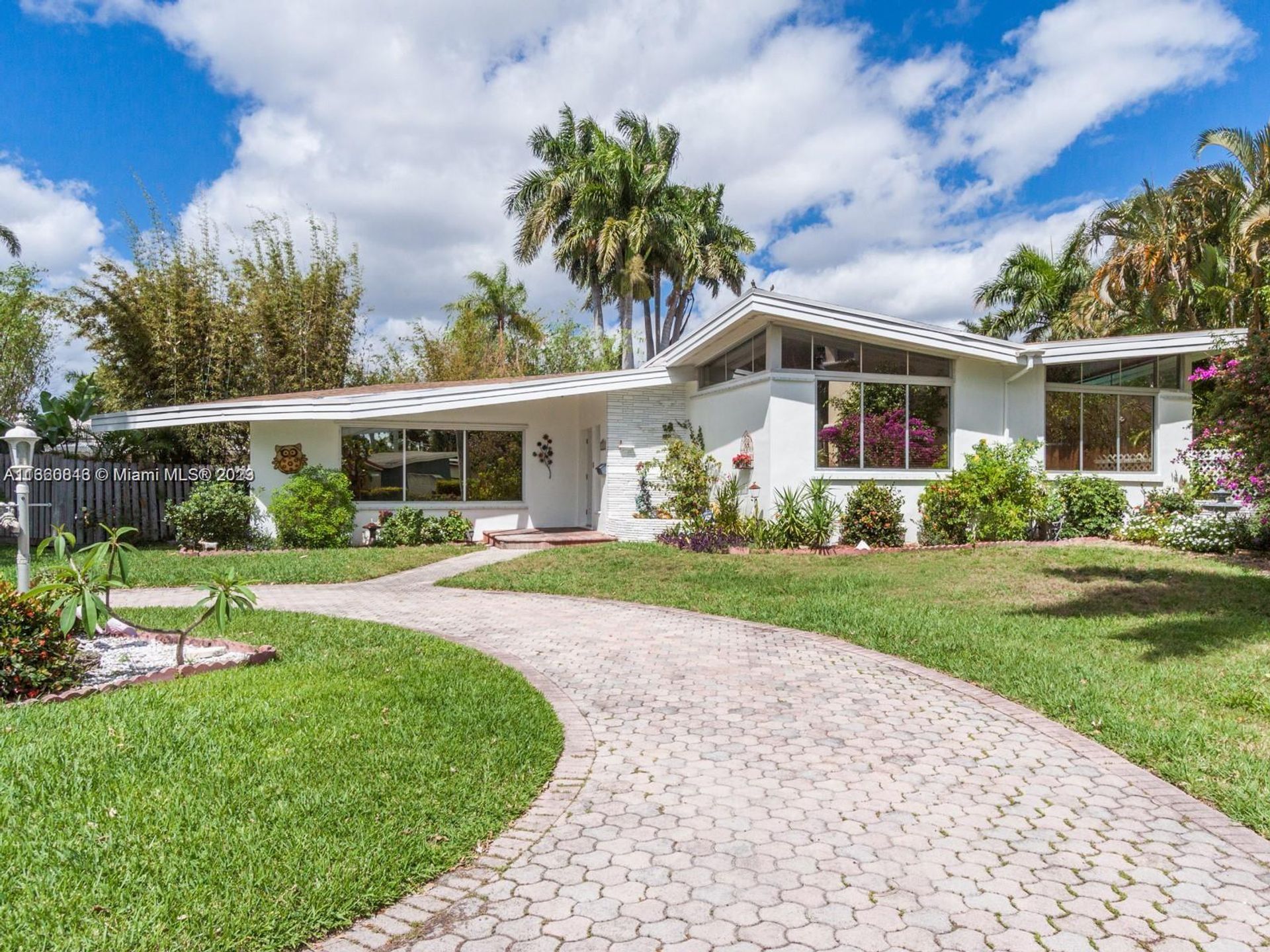 жилой дом в Beverley Beach, Florida 11637501