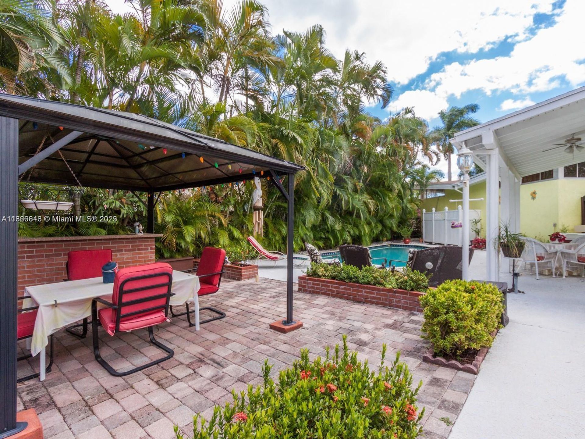 rumah dalam Hollywood, Florida 11637501