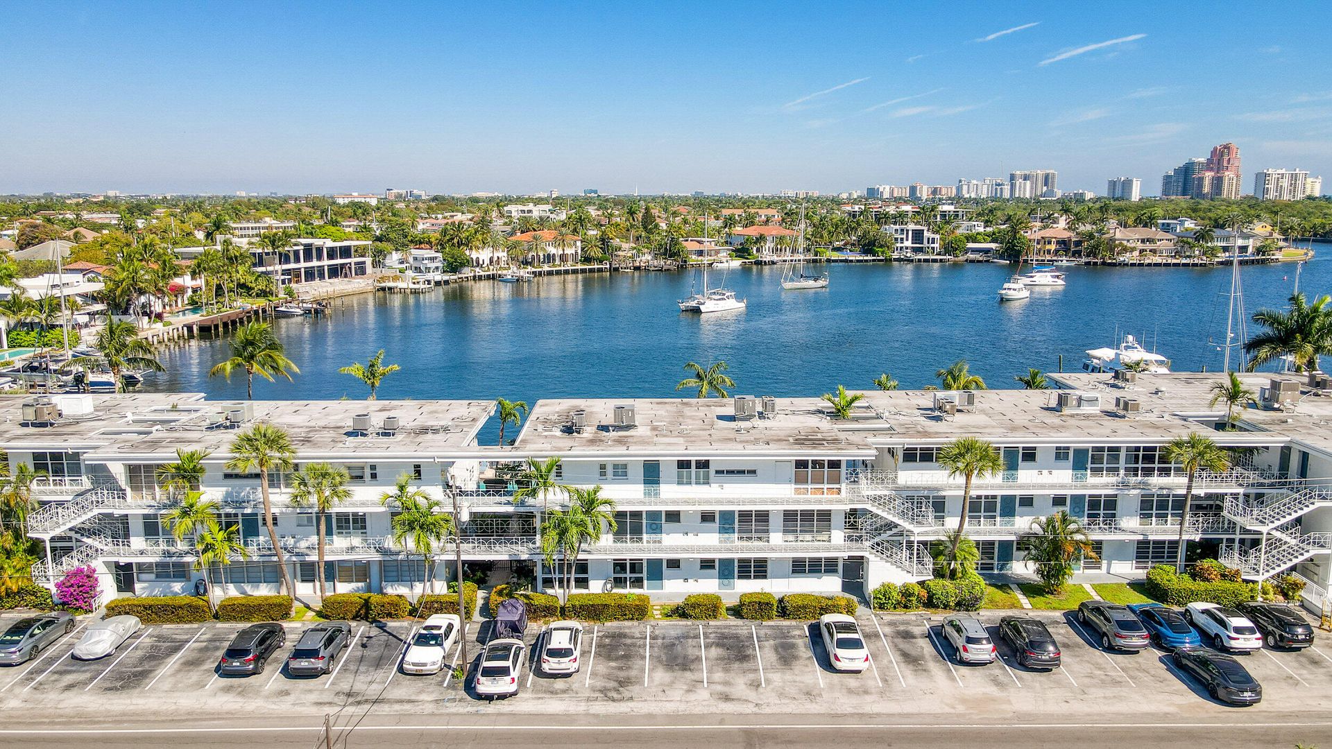 सम्मिलित में Birch Ocean Front, Florida 11637526