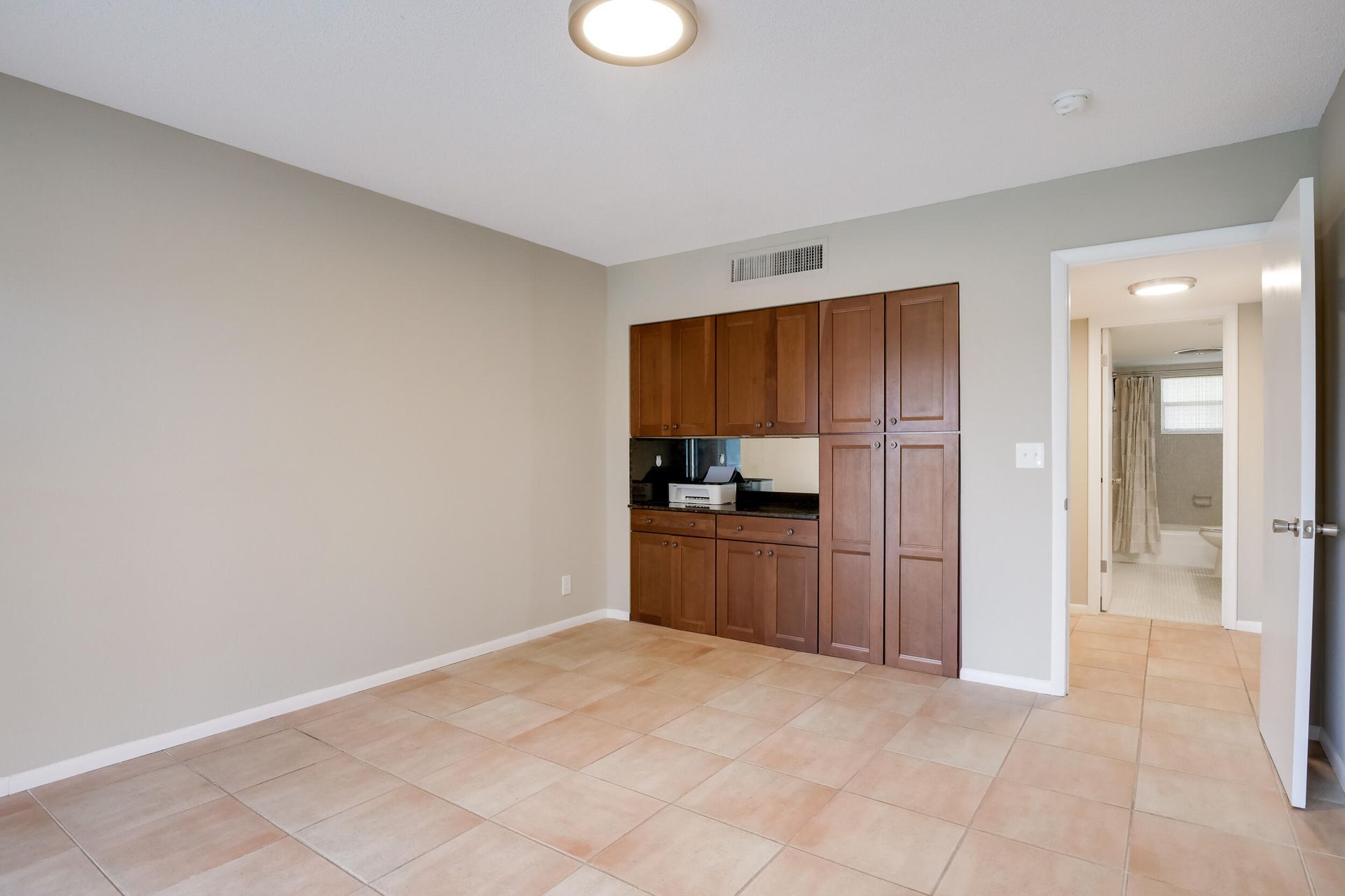 Condominium in Lake Worth, Florida 11637530