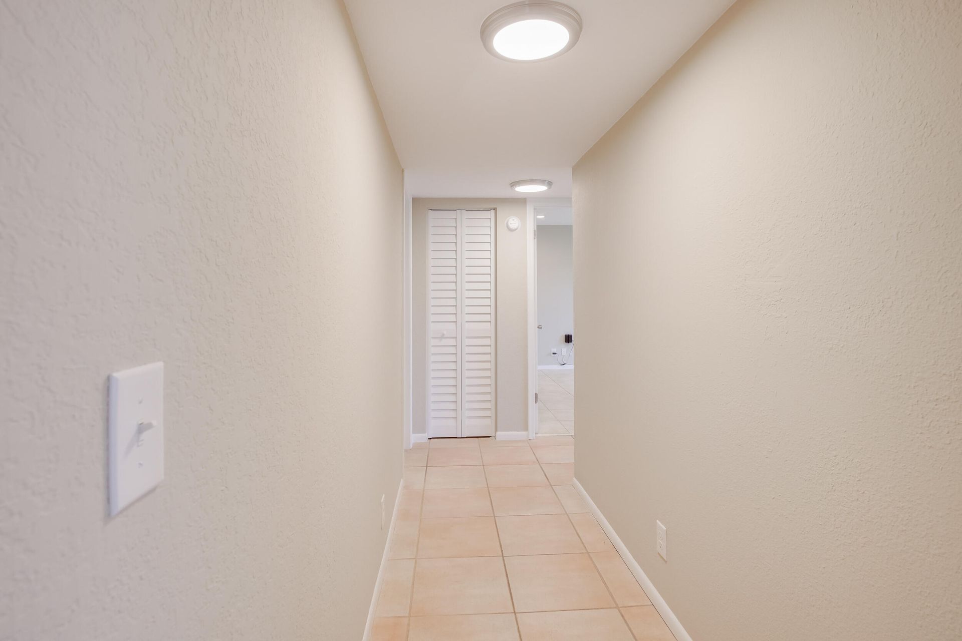 Condominium in Lake Worth, Florida 11637530