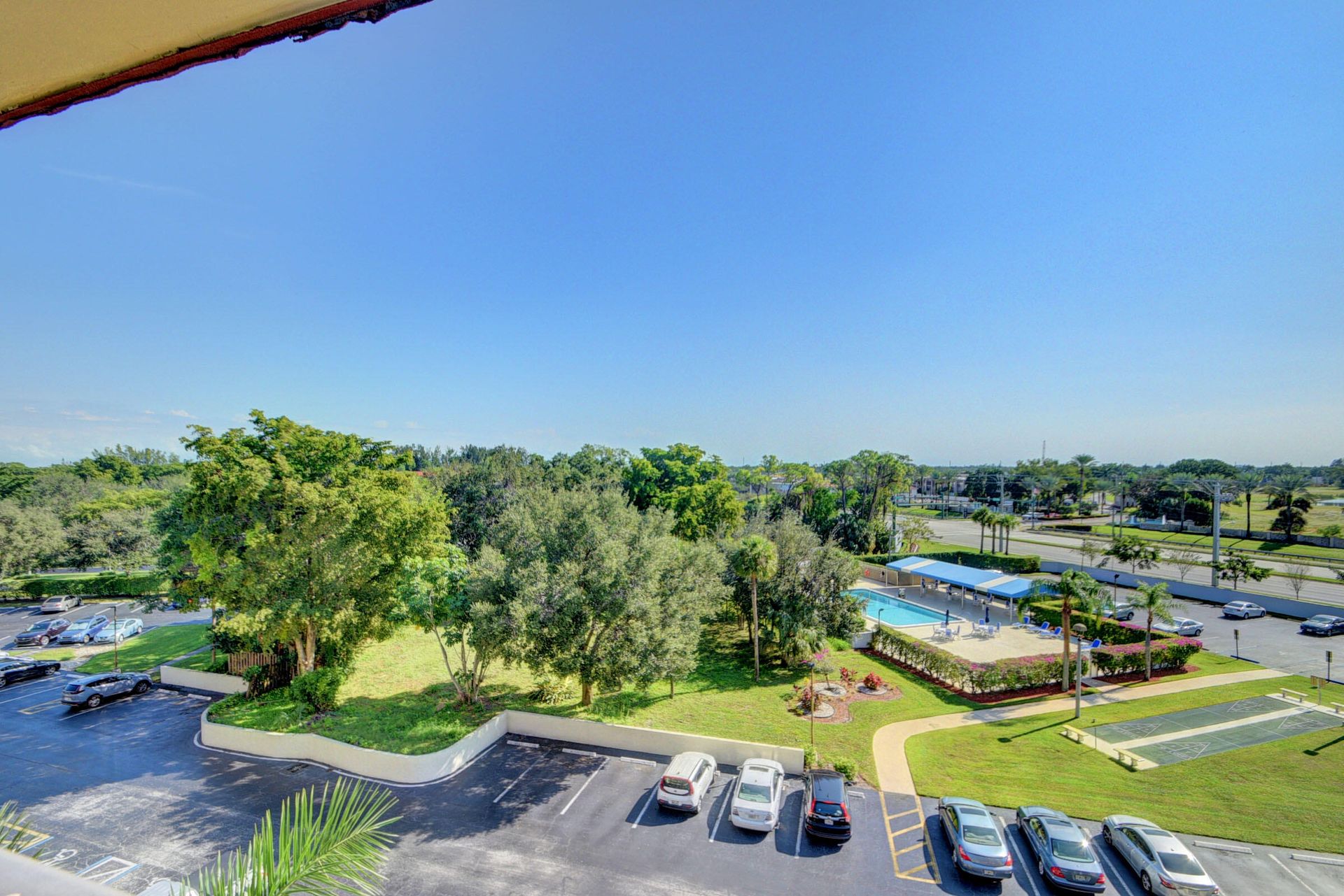 Condominium in Groenacres, Florida 11637538