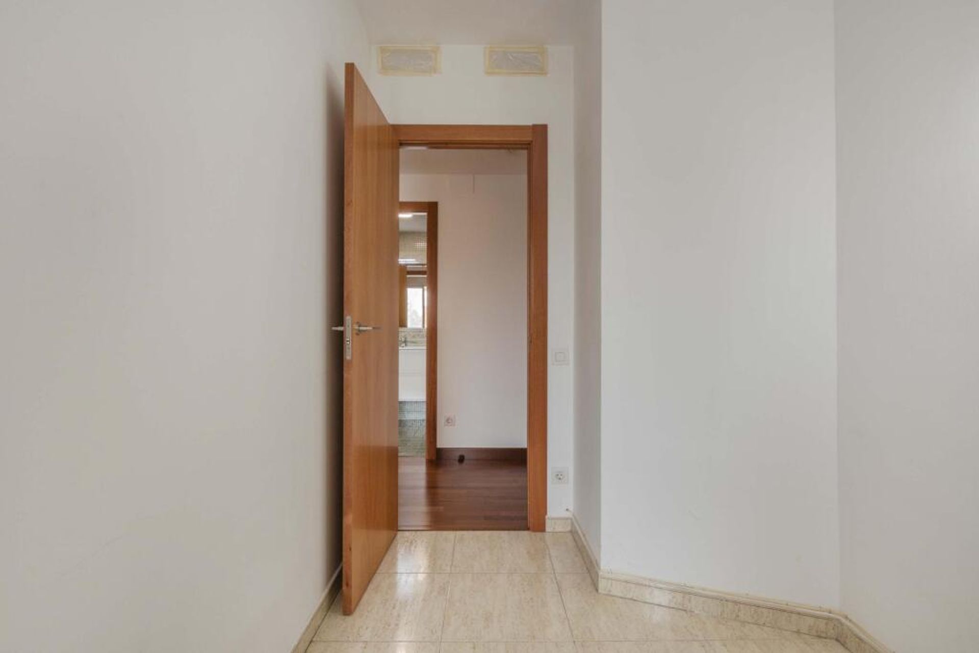 Condominium dans Barcelona, Catalunya 11638743