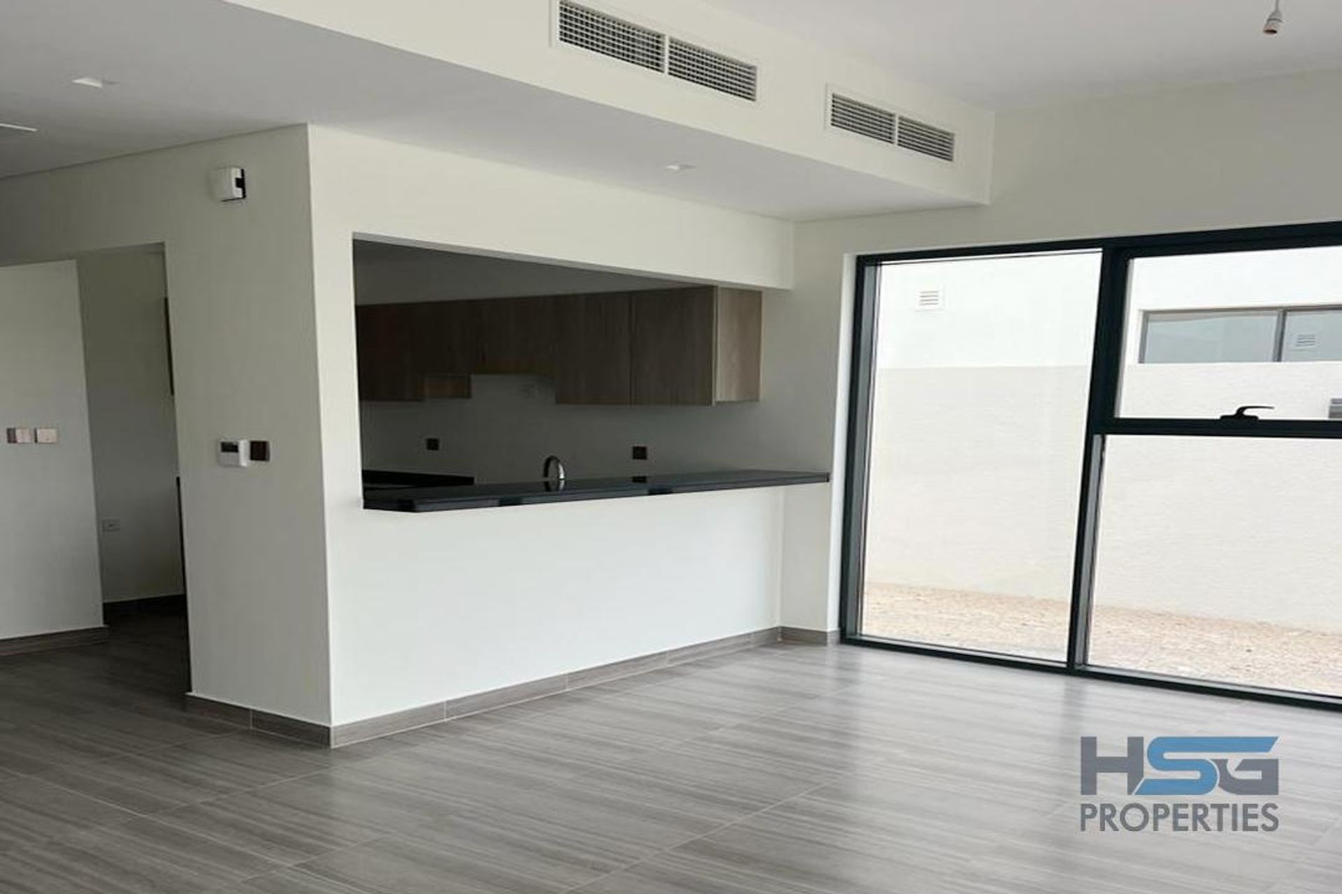 House in `Ud al Bayda', Dubayy 11639599