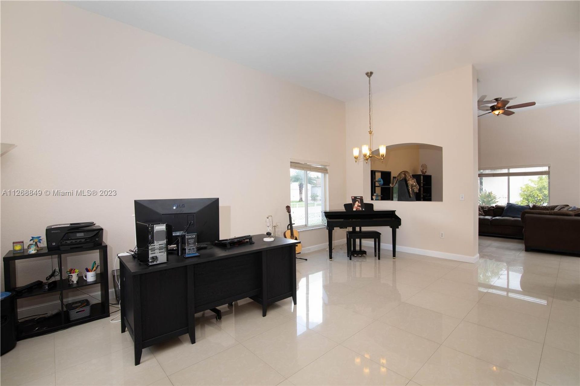 rumah dalam Miramar, Florida 11639960