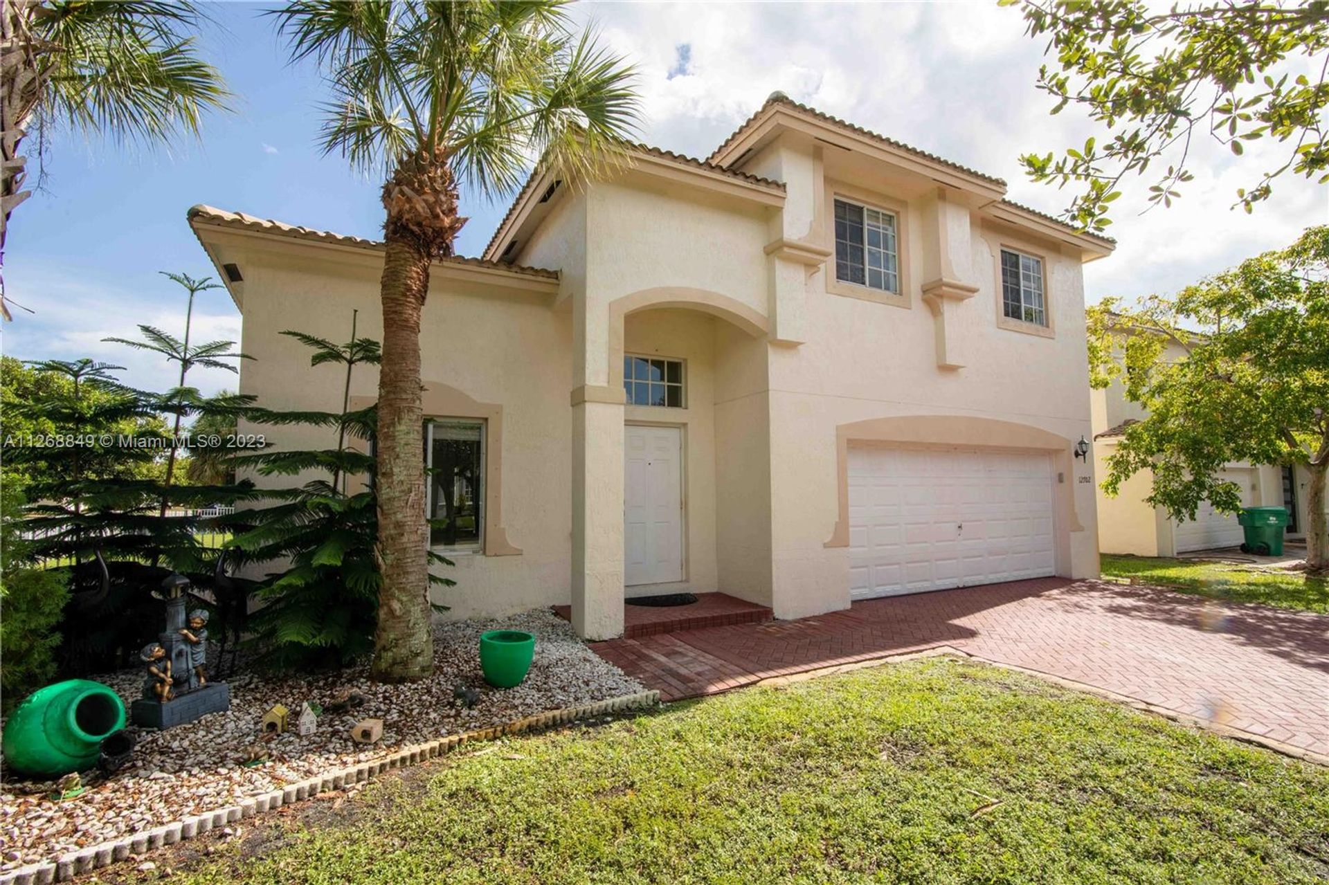 House in Miramar, Florida 11639960