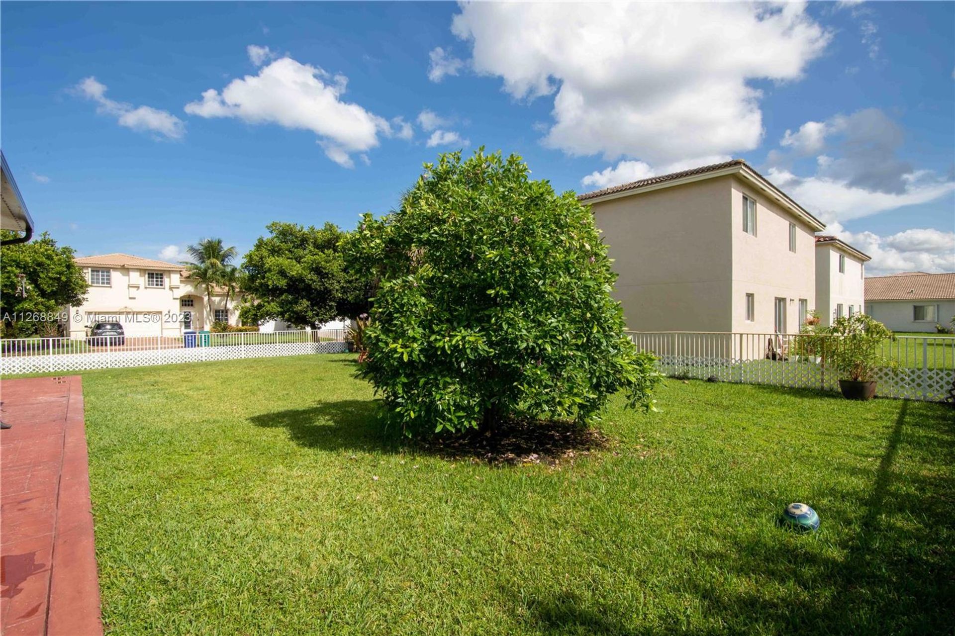 House in Miramar, Florida 11639960