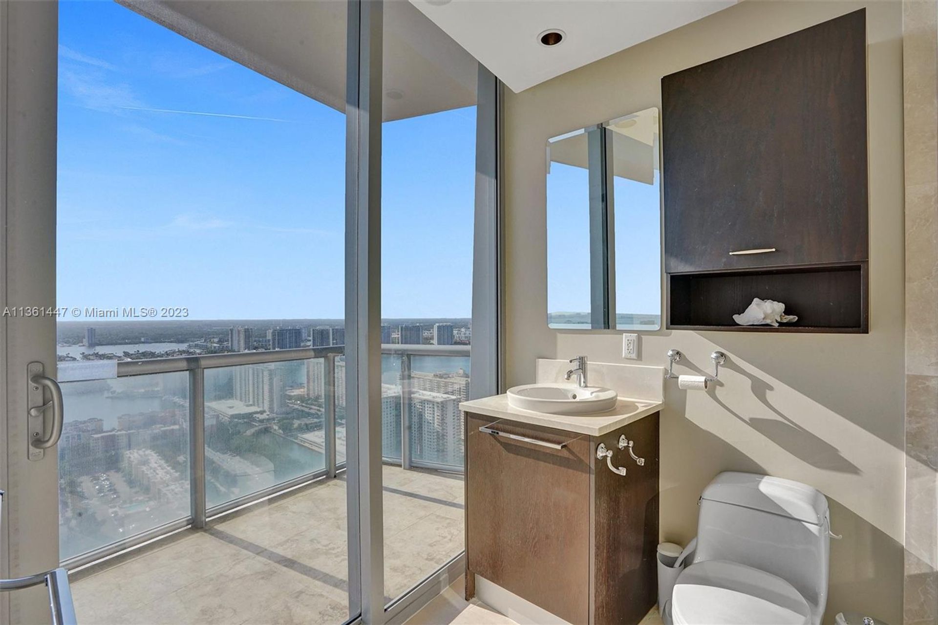 Кондоминиум в Sunny Isles Beach, Florida 11639963