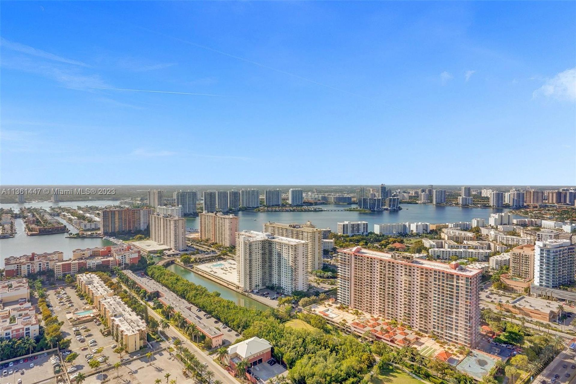 Кондоминиум в Sunny Isles Beach, Florida 11639963