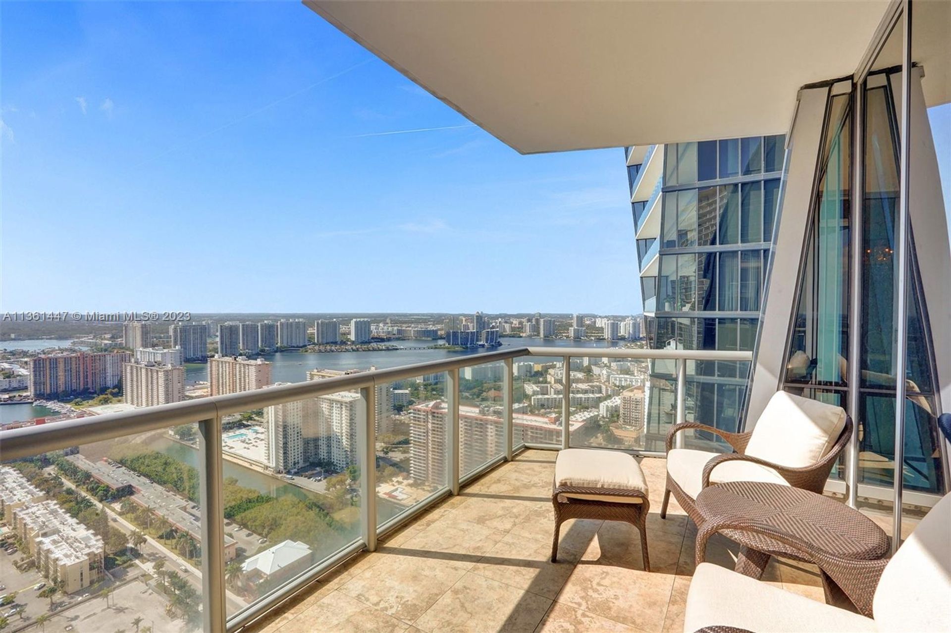 Кондоминиум в Sunny Isles Beach, Florida 11639963